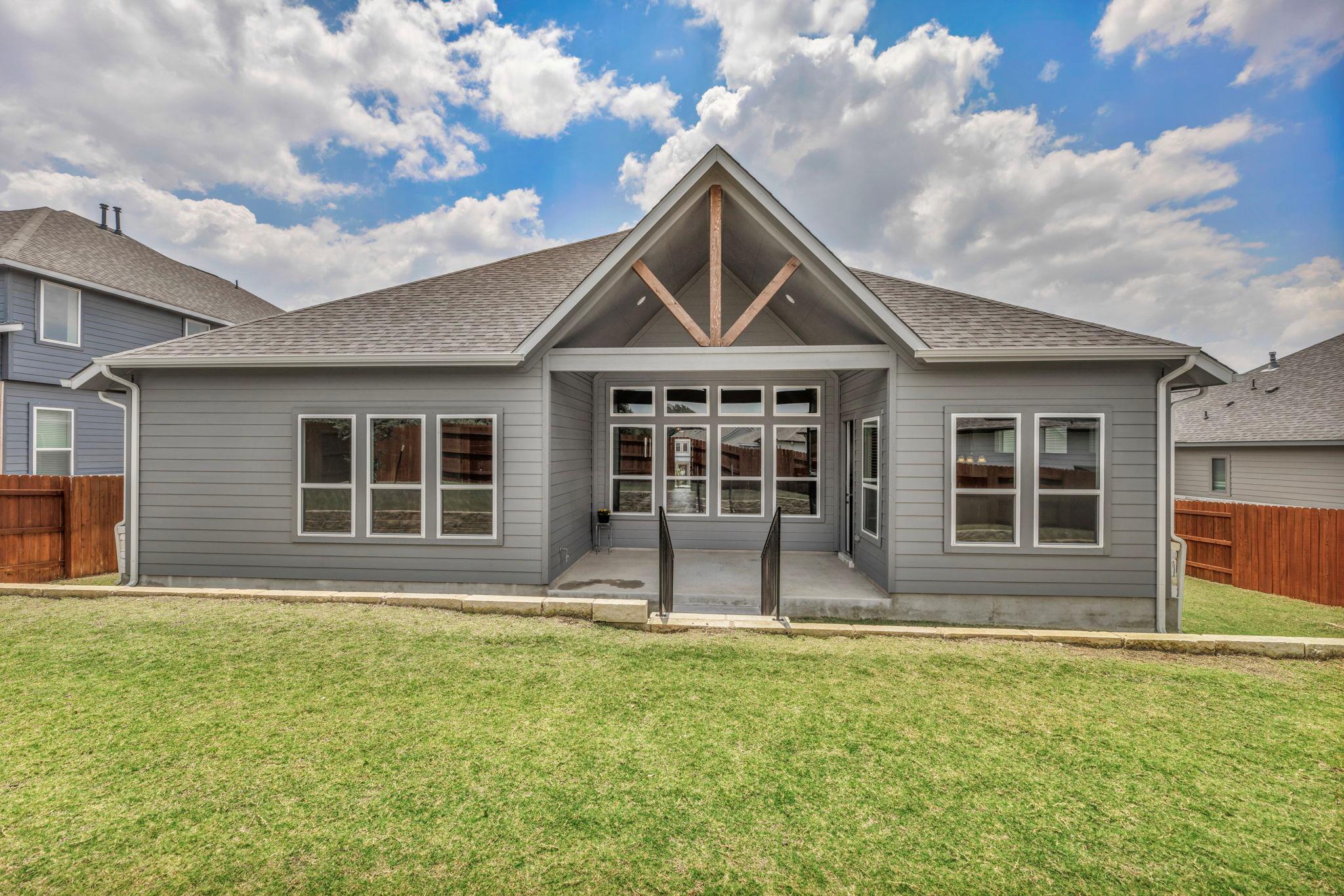 151 ROSE HEATH Ln, Liberty Hill, TX 78642