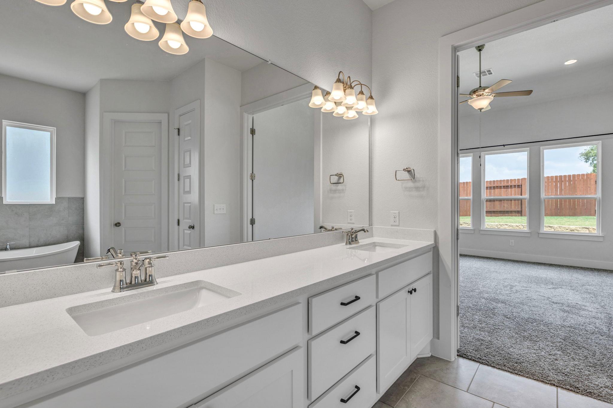 151 ROSE HEATH Ln, Liberty Hill, TX 78642