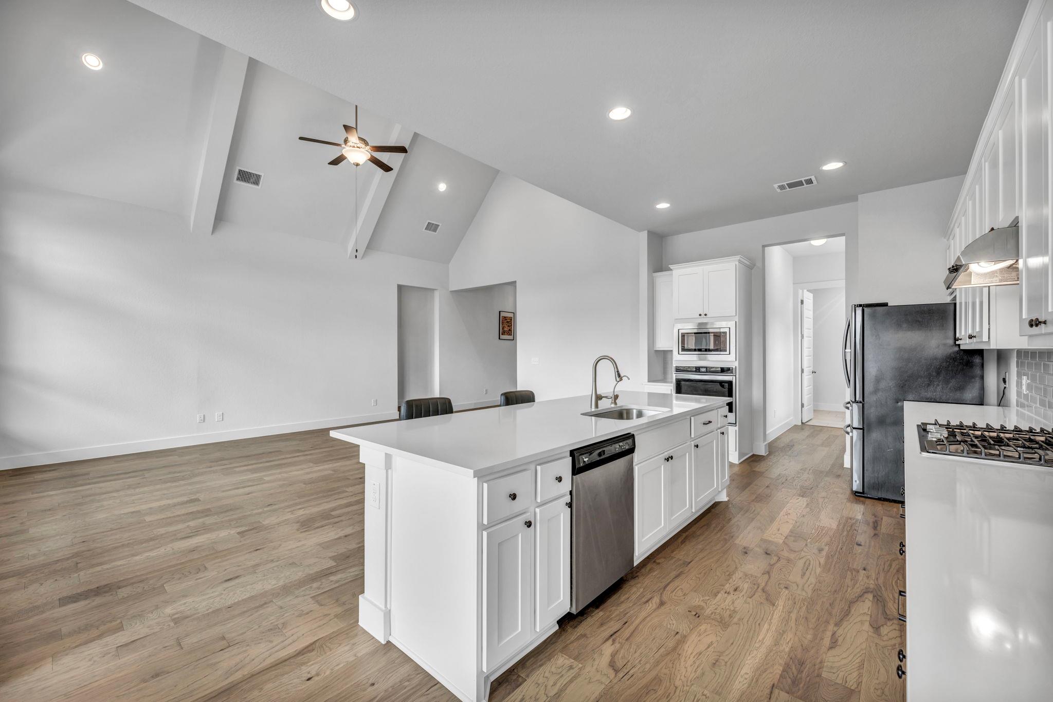 151 ROSE HEATH Ln, Liberty Hill, TX 78642