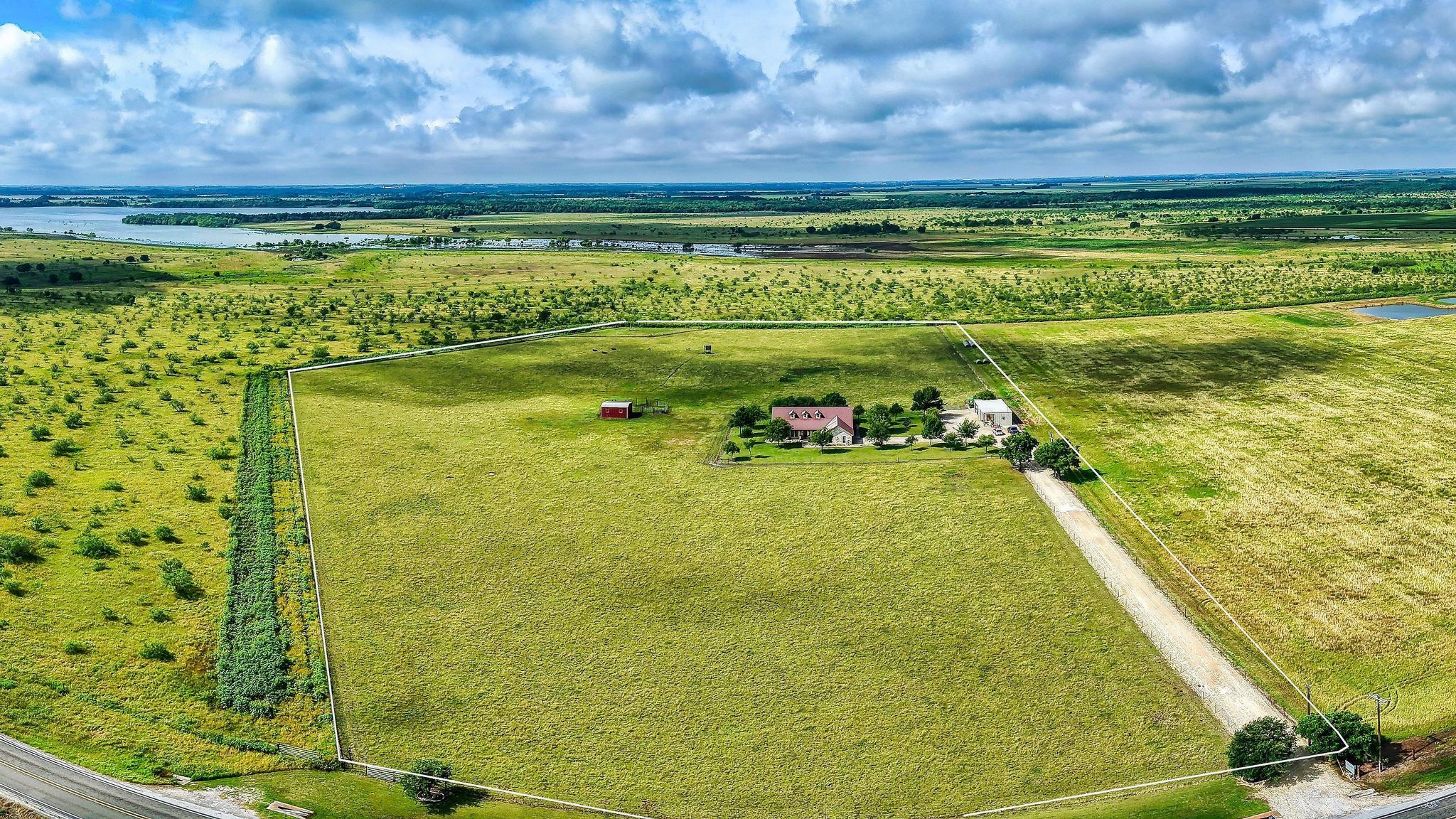 19000 Fm 971, Granger, TX 76530