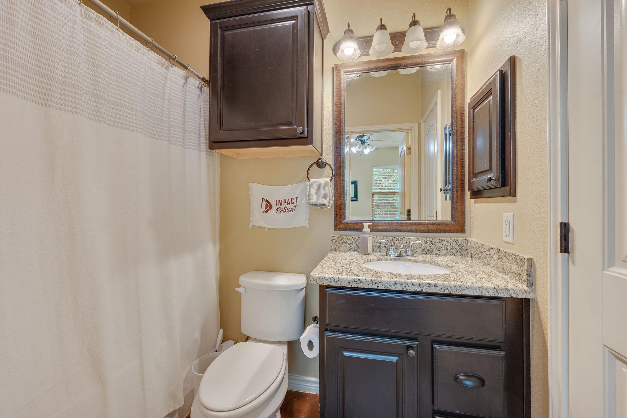 405 Momma Bear Dr, College Station, TX 77845