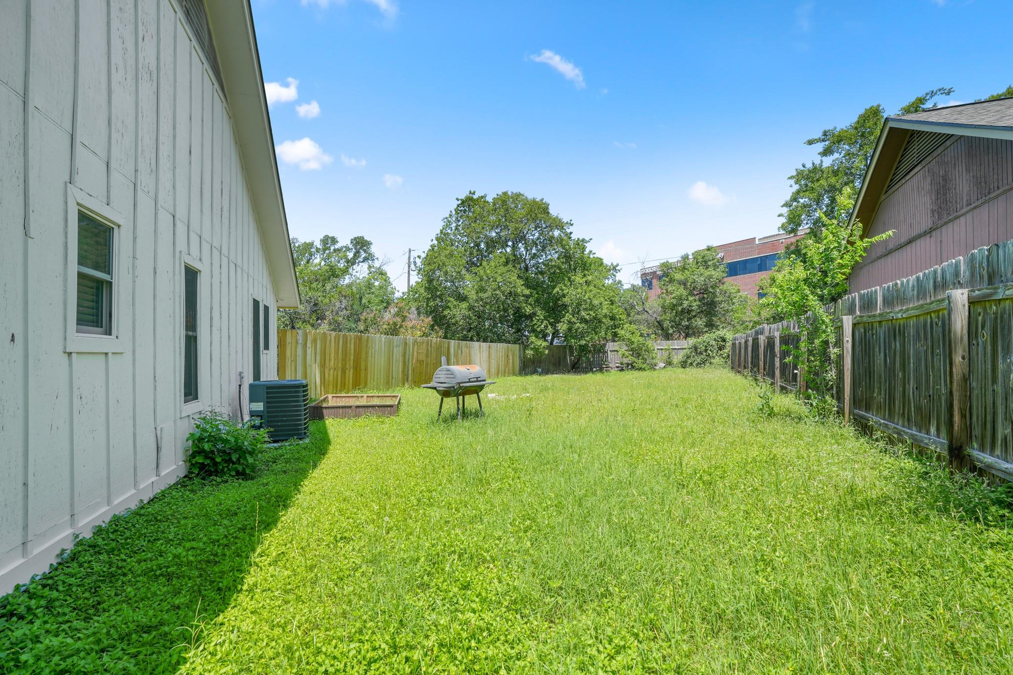 1606 Dale Cv # B, Round Rock, TX 78664