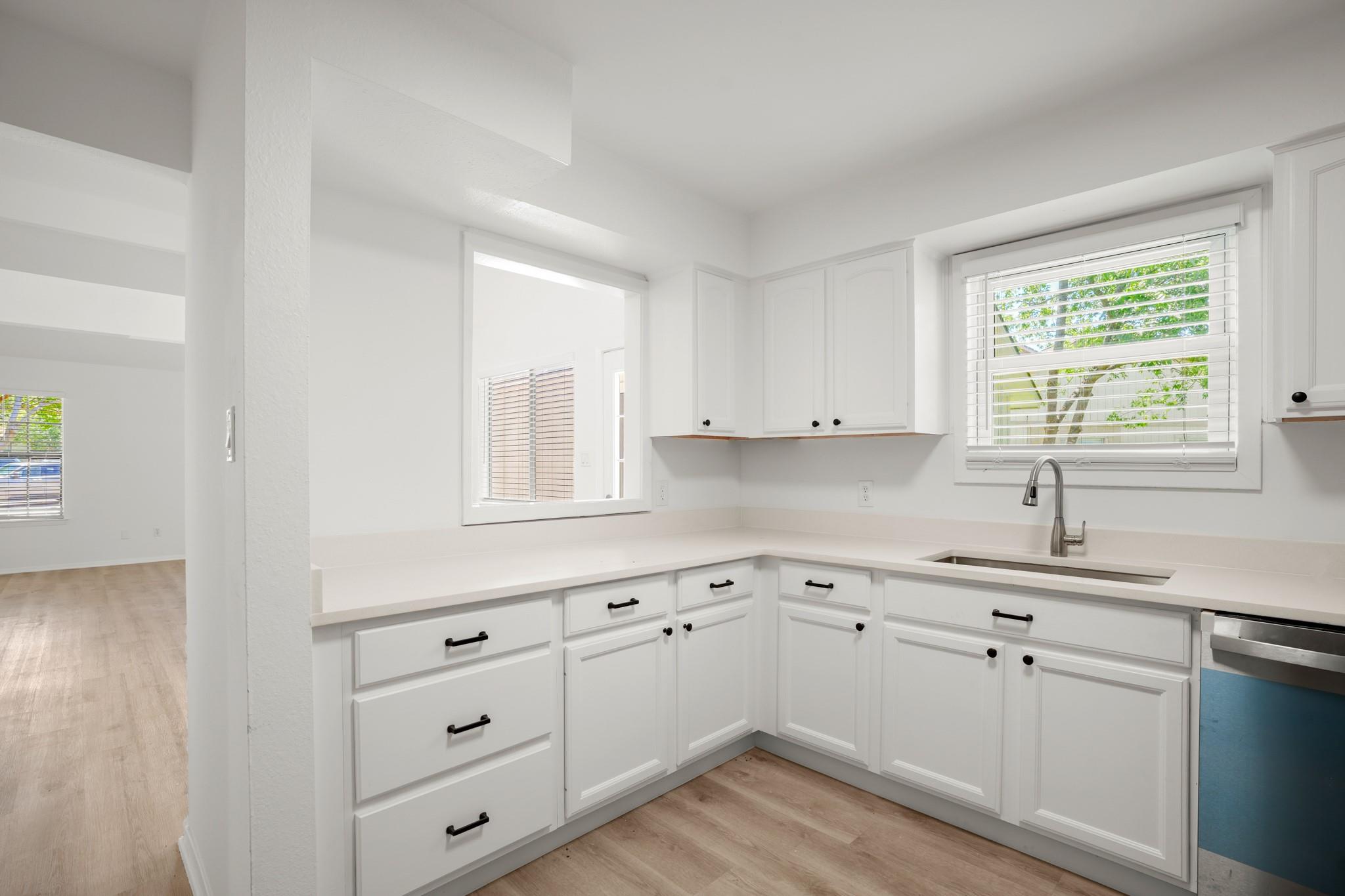 1606 Dale Cv # B, Round Rock, TX 78664
