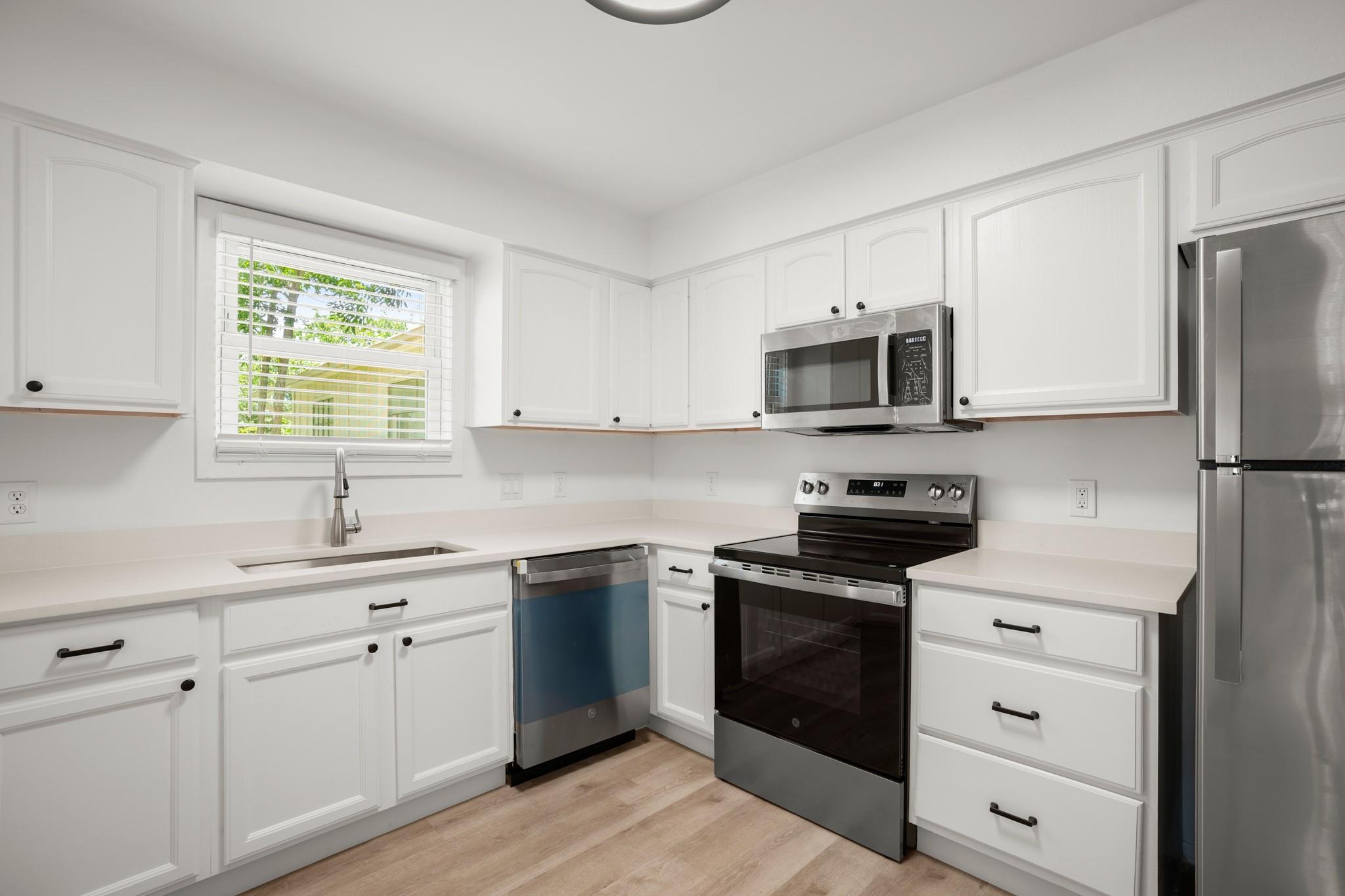 1606 Dale Cv # B, Round Rock, TX 78664