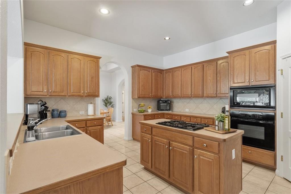 2101 Aaron Ross Way, Round Rock, TX 78665