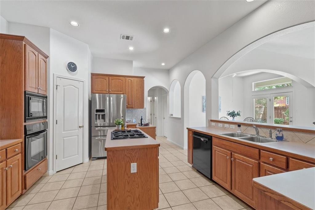 2101 Aaron Ross Way, Round Rock, TX 78665