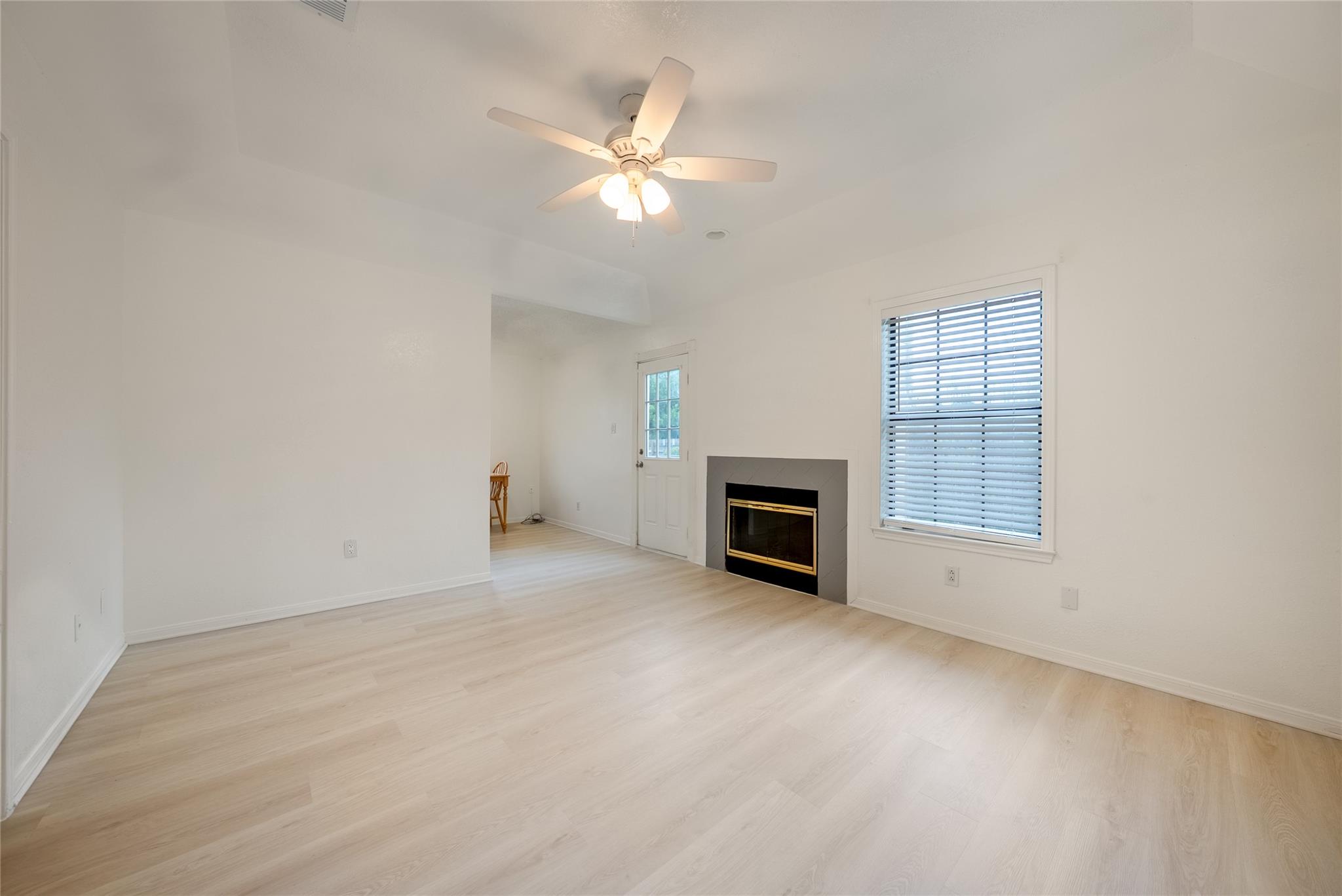 1702 Ireland Dr, Leander, TX 78641