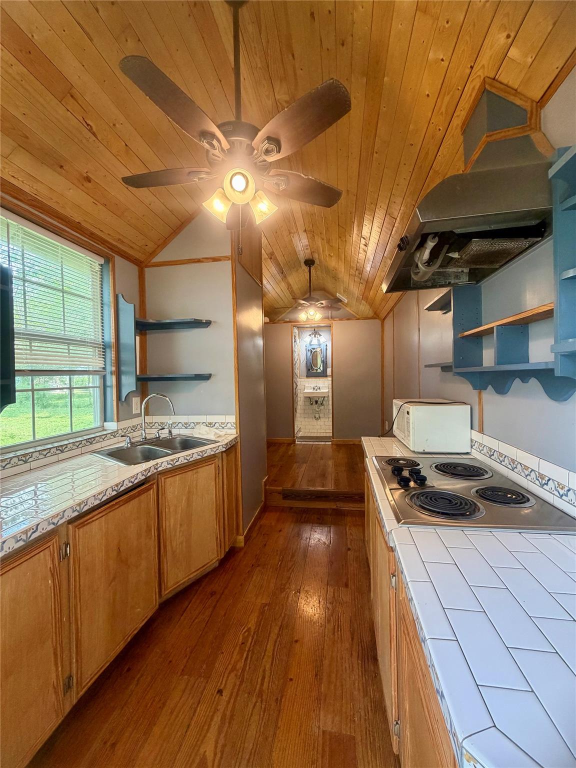 184 3rd St # 2, Maxwell, TX 78656