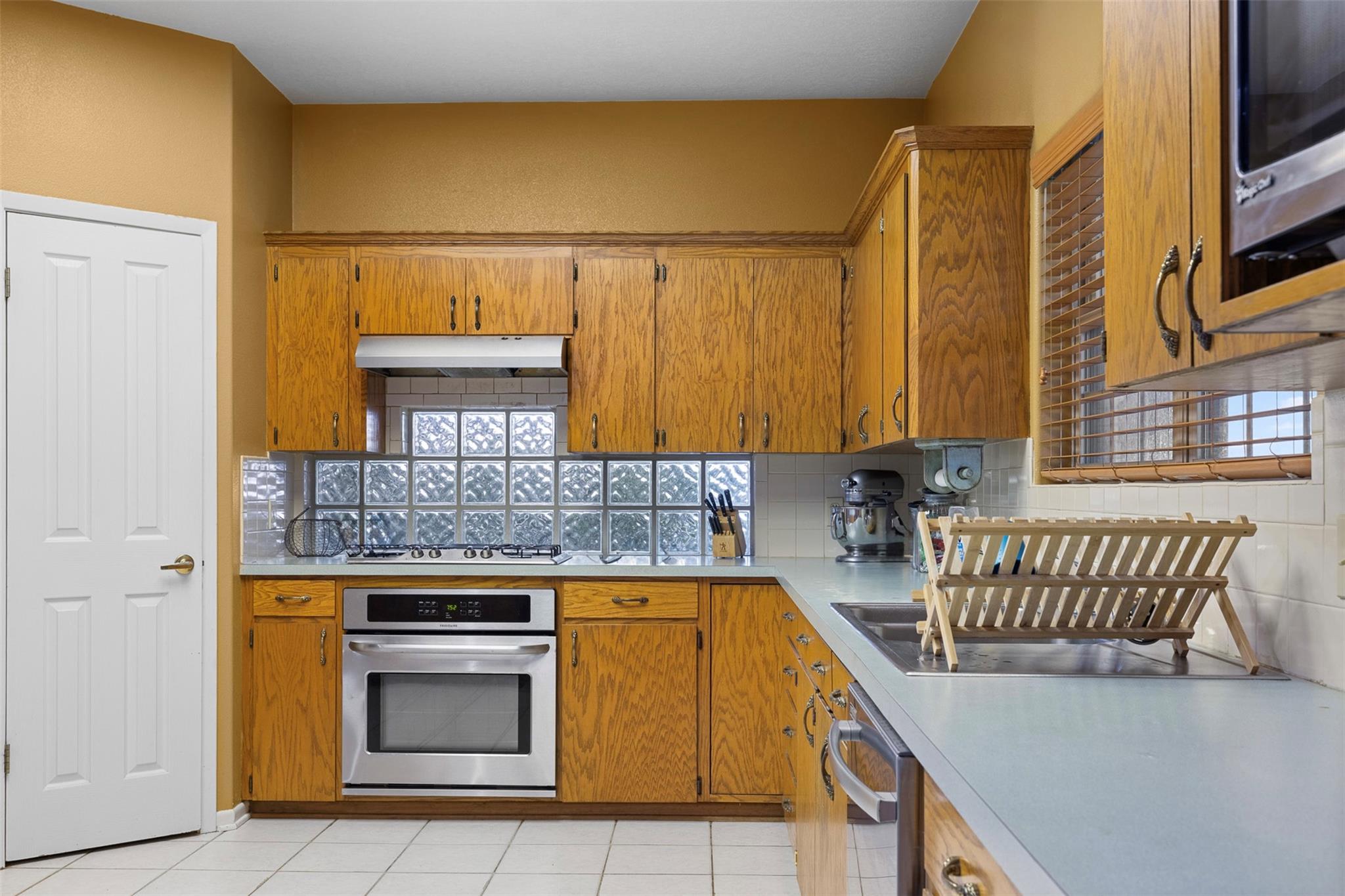 1140 Private Road 8022, Lincoln, TX 78948