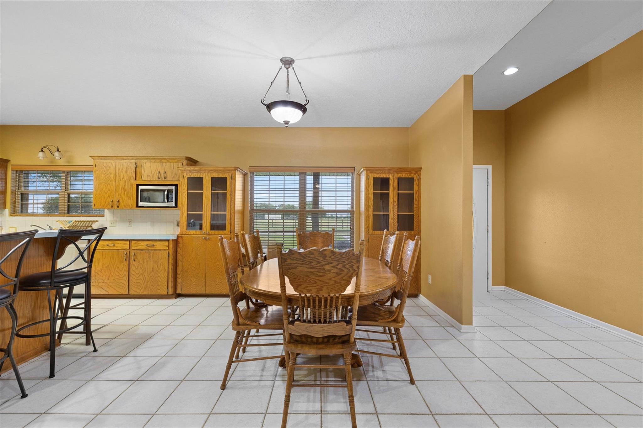 1140 Private Road 8022, Lincoln, TX 78948
