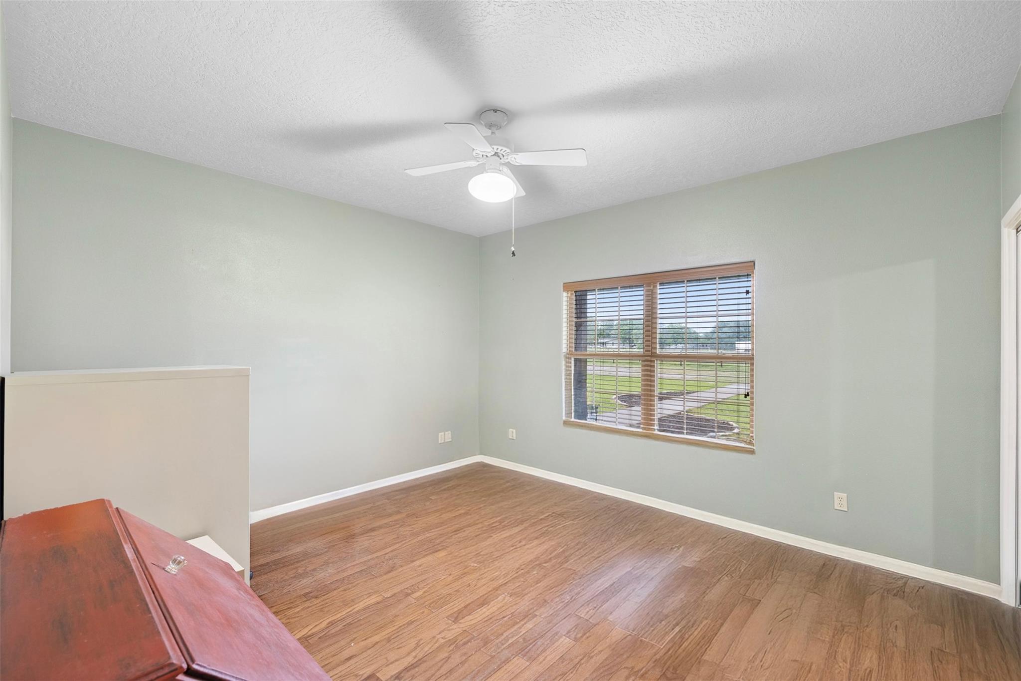 1140 Private Road 8022, Lincoln, TX 78948