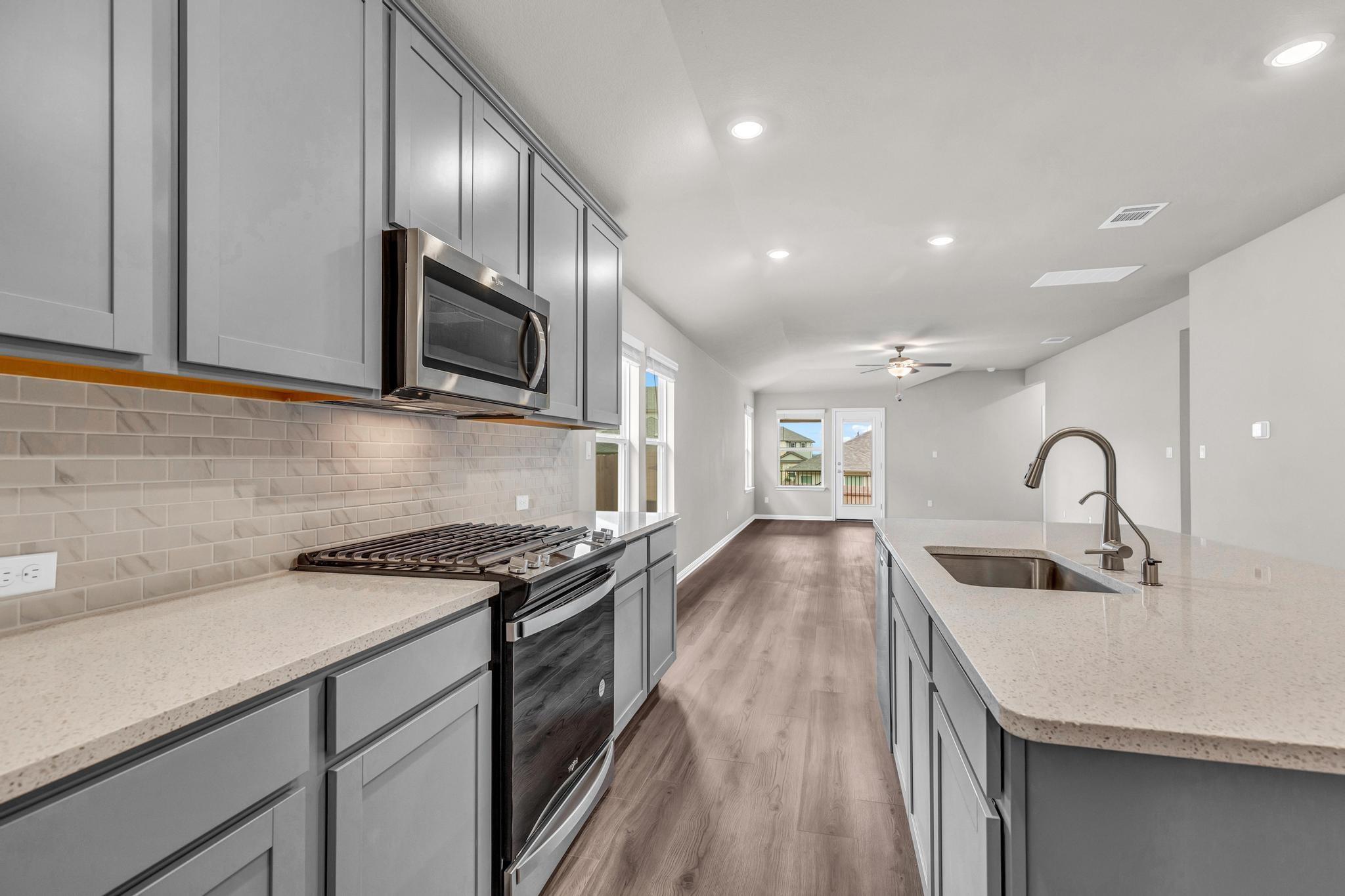 386 El Capitan Loop, Dripping Springs, TX 78620