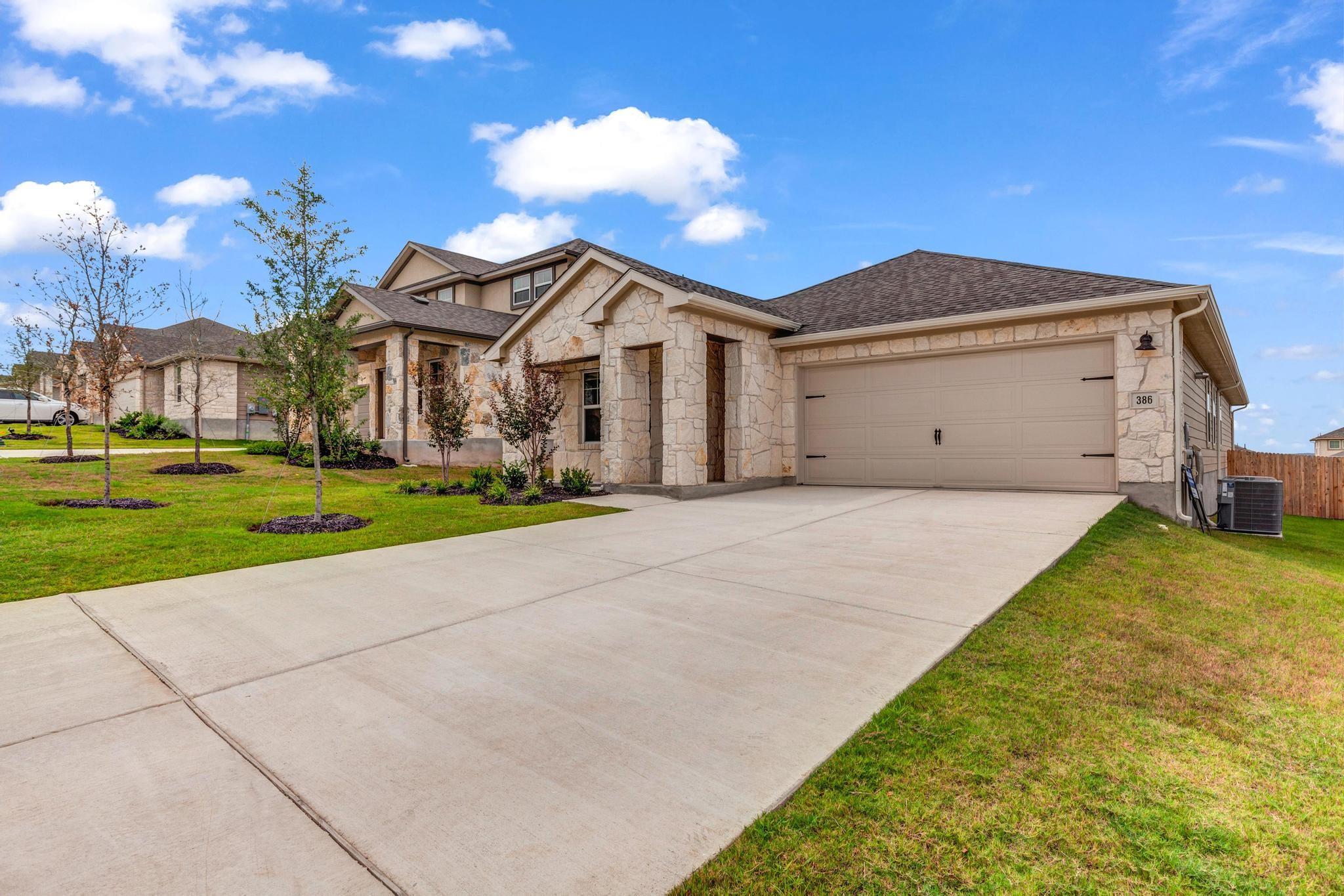 386 El Capitan Loop, Dripping Springs, TX 78620