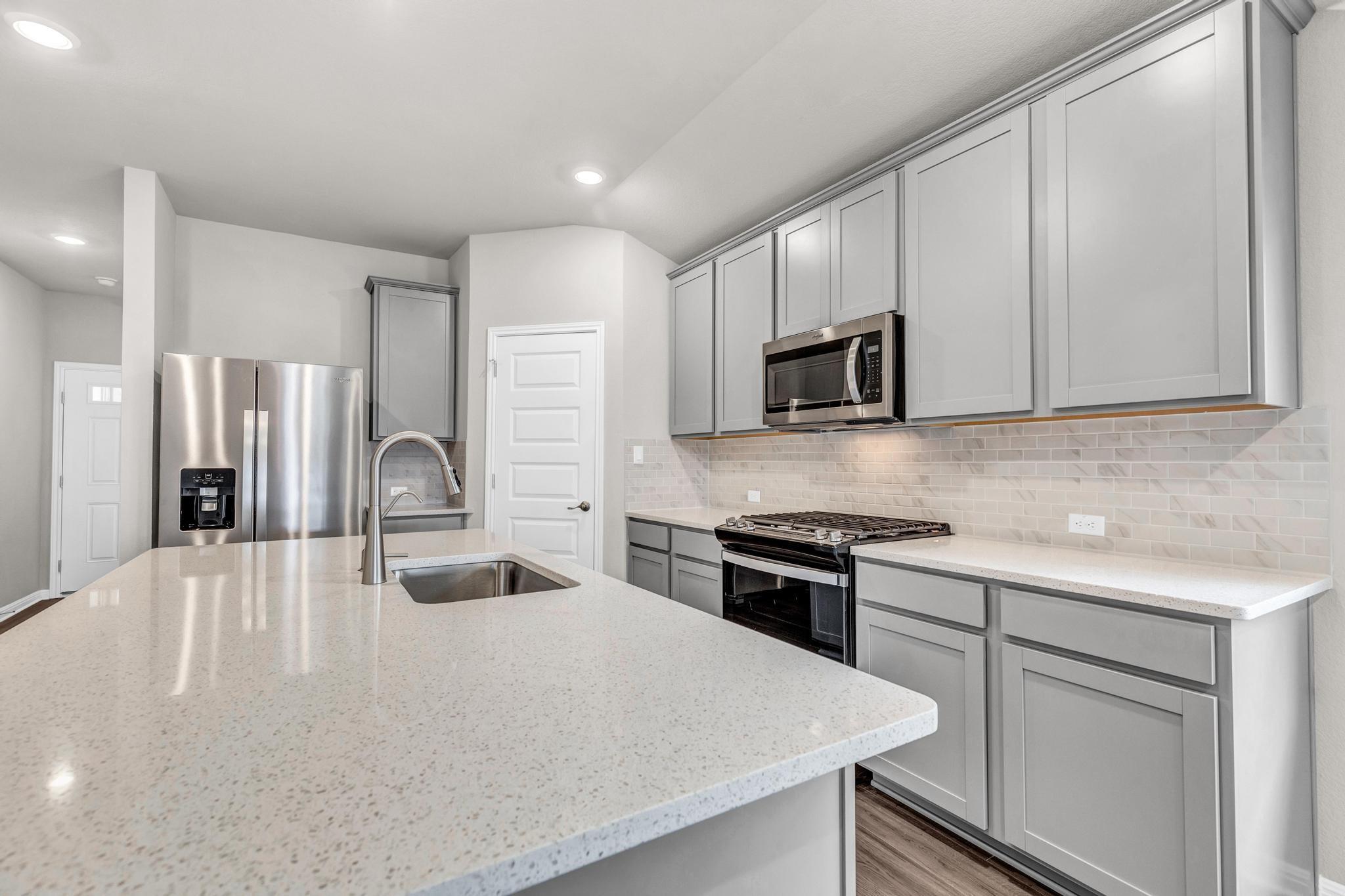 386 El Capitan Loop, Dripping Springs, TX 78620