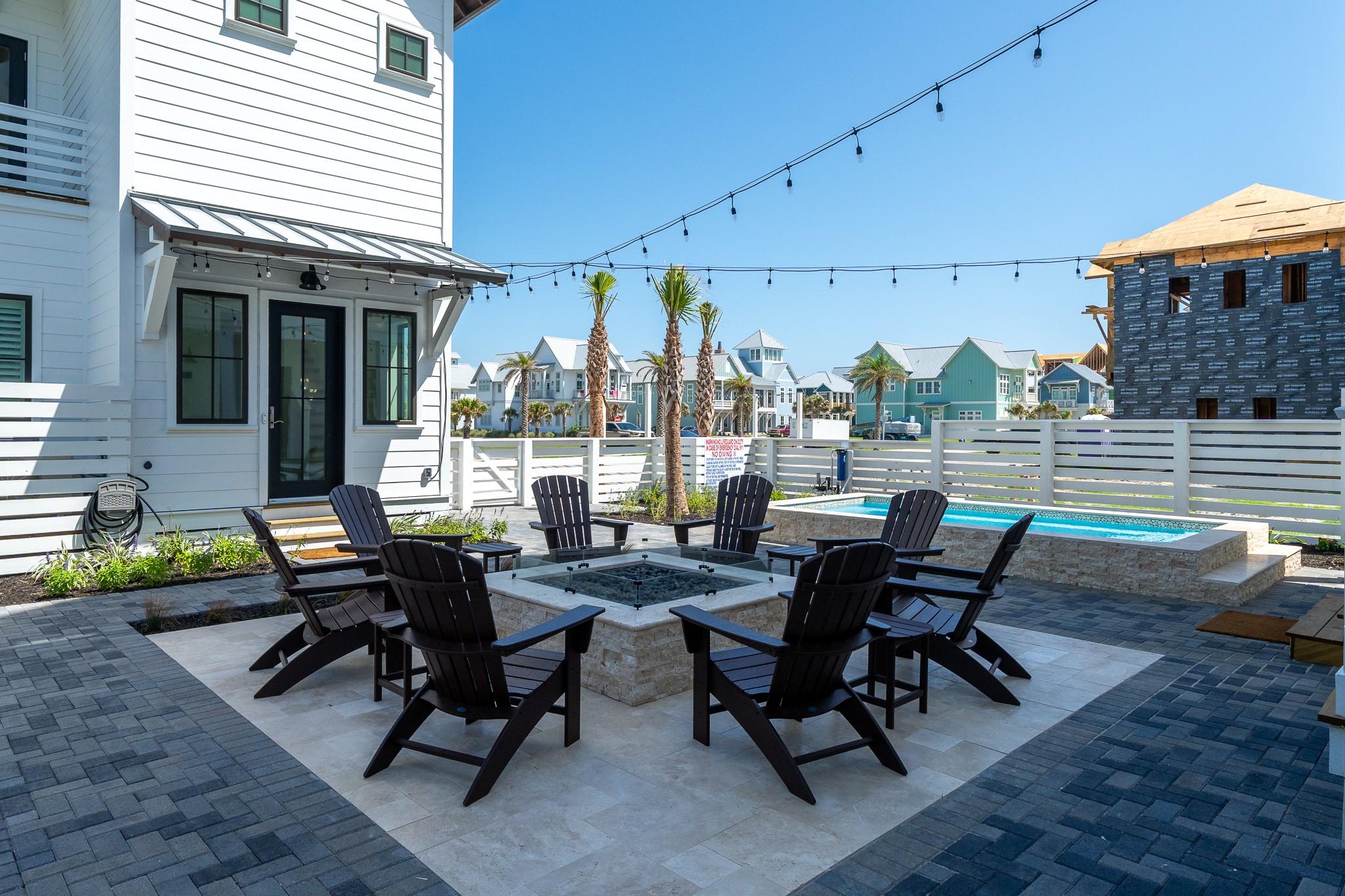 165 Triton Ln, Port Aransas, TX 78373
