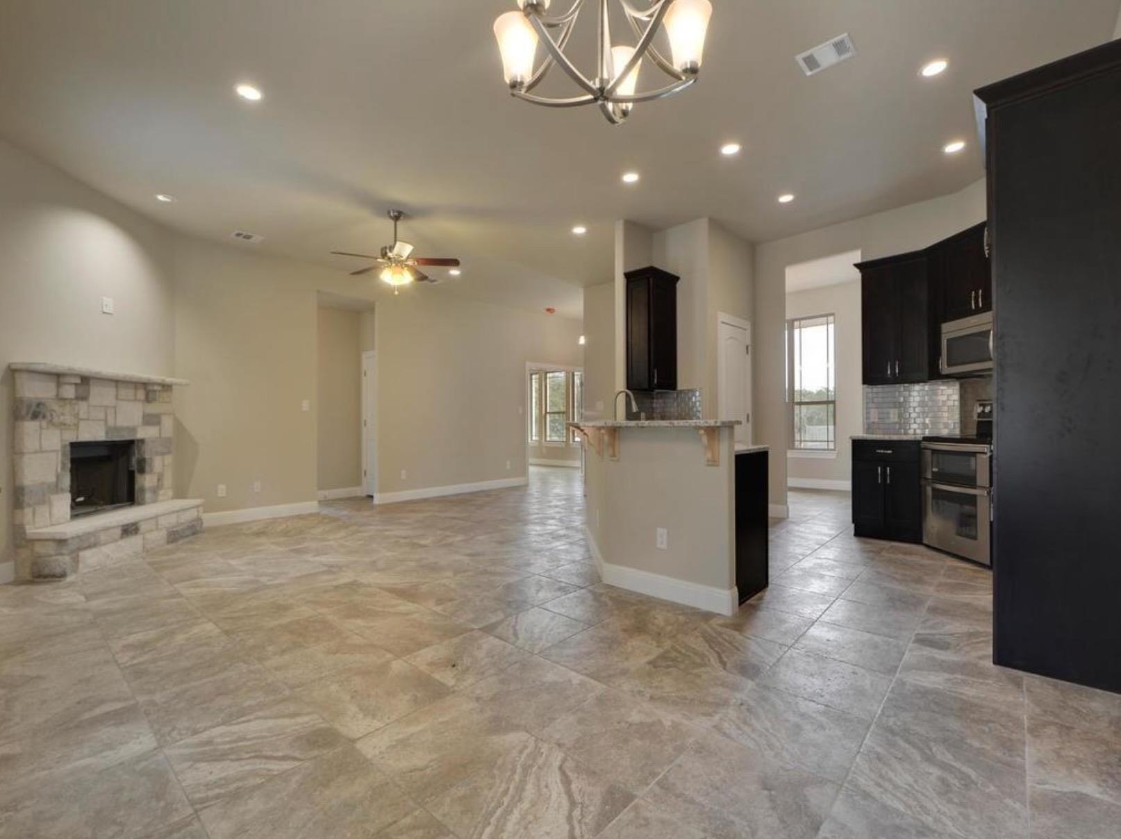 208 Venture Blvd S, Point Venture, TX 78645