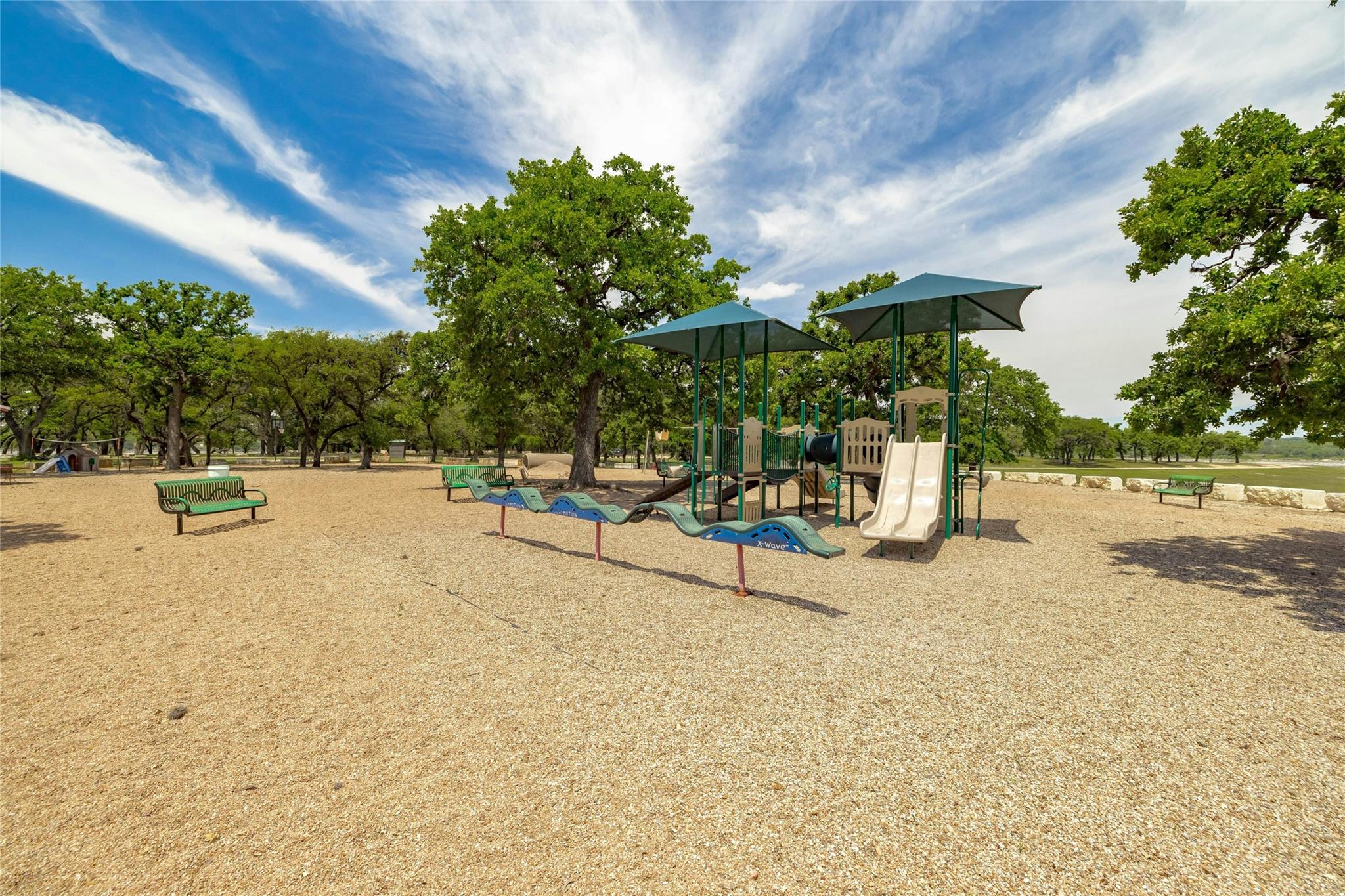208 Venture Blvd S, Point Venture, TX 78645