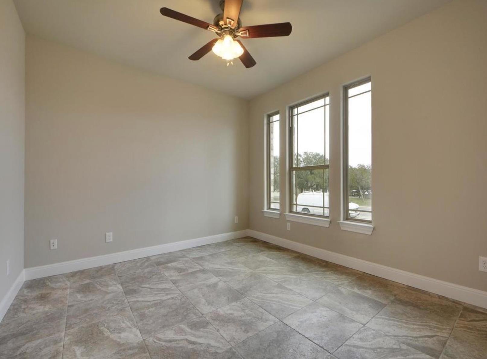 208 Venture Blvd S, Point Venture, TX 78645