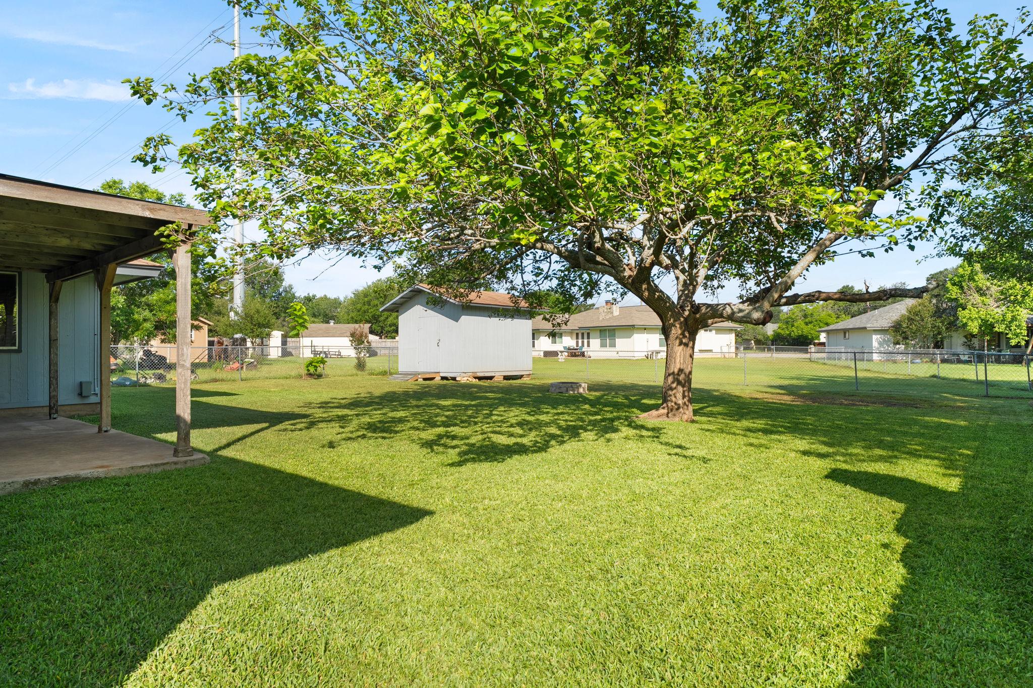 909 Garden View Dr, Georgetown, TX 78628