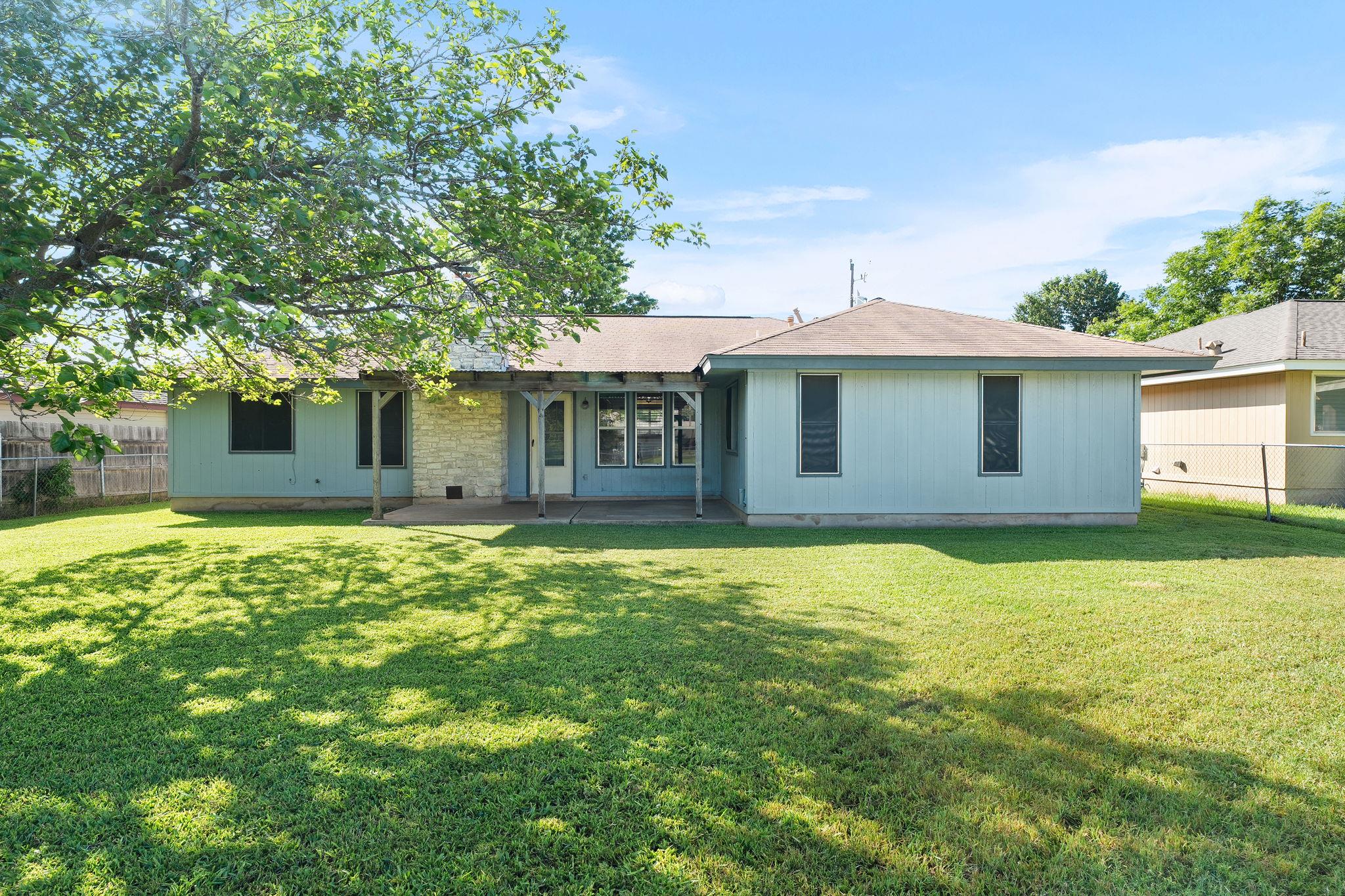 909 Garden View Dr, Georgetown, TX 78628