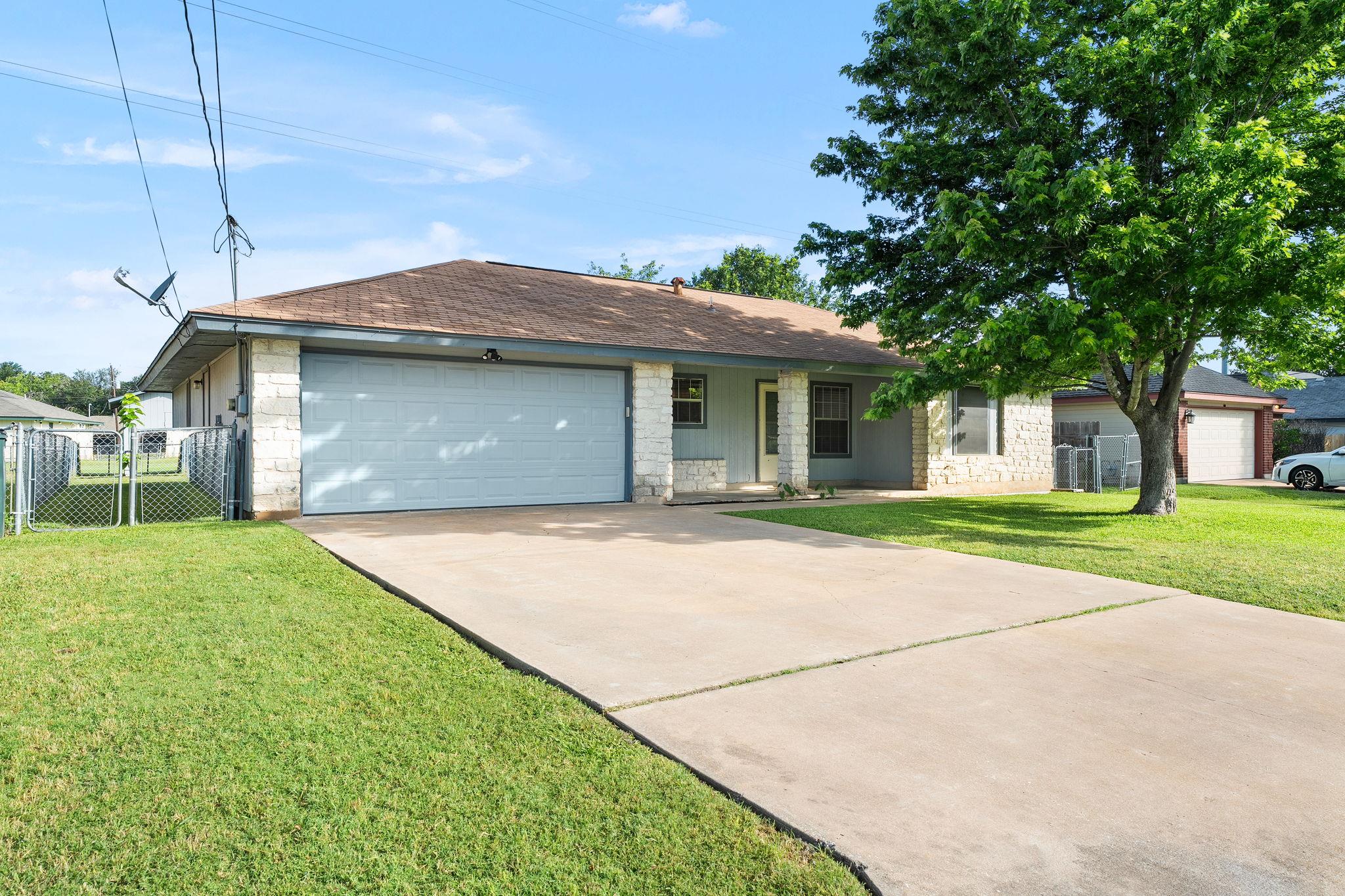 909 Garden View Dr, Georgetown, TX 78628