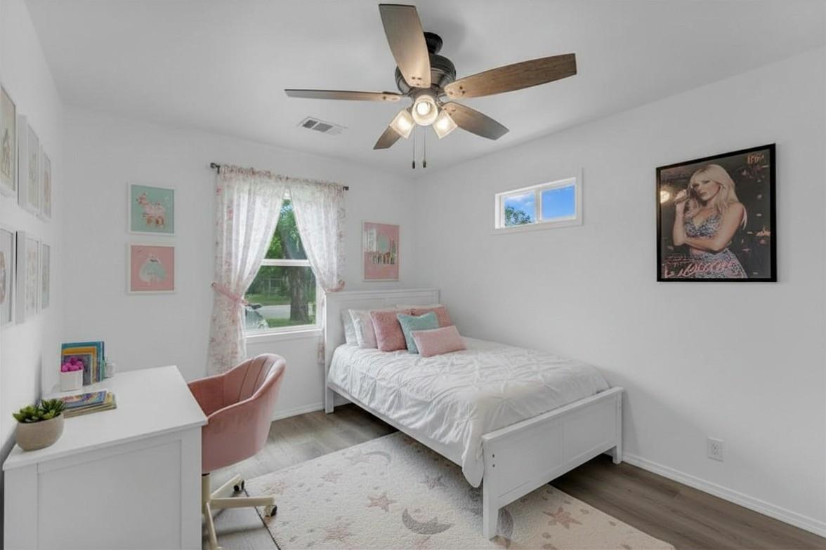 1002 S Pierce St, Burnet, TX 78611