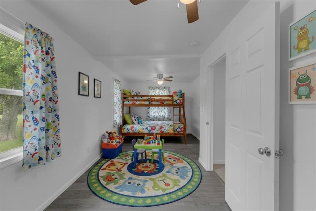 1002 S Pierce St, Burnet, TX 78611