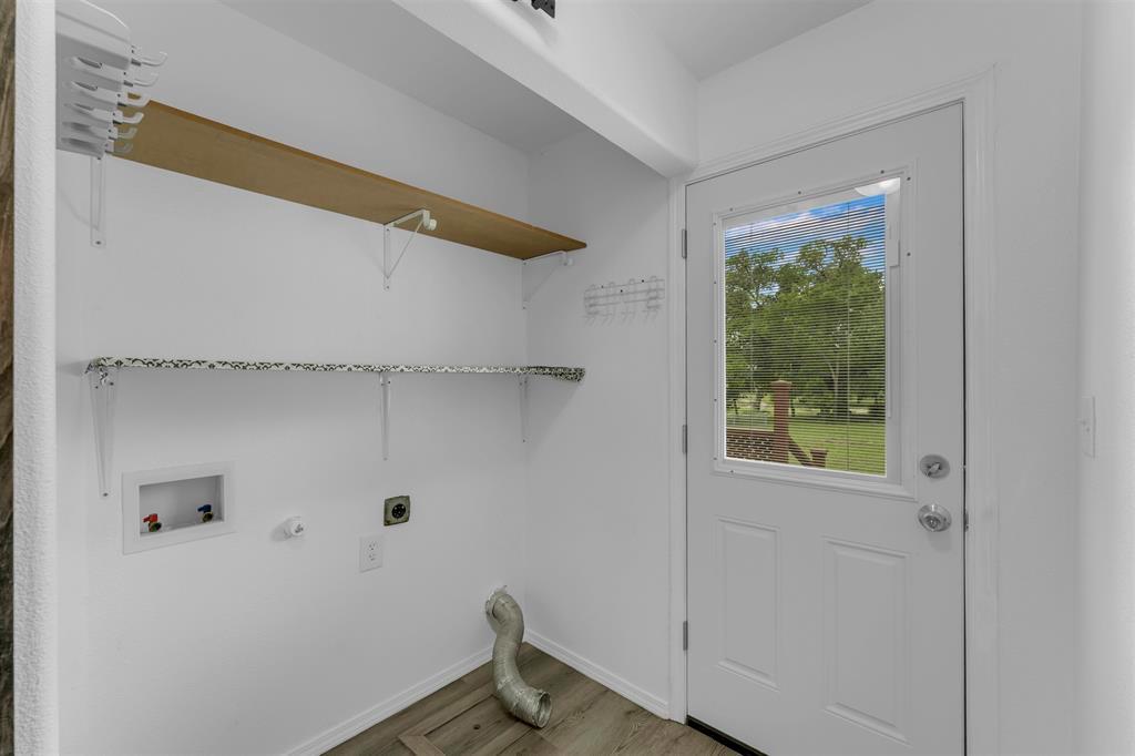 1002 S Pierce St, Burnet, TX 78611