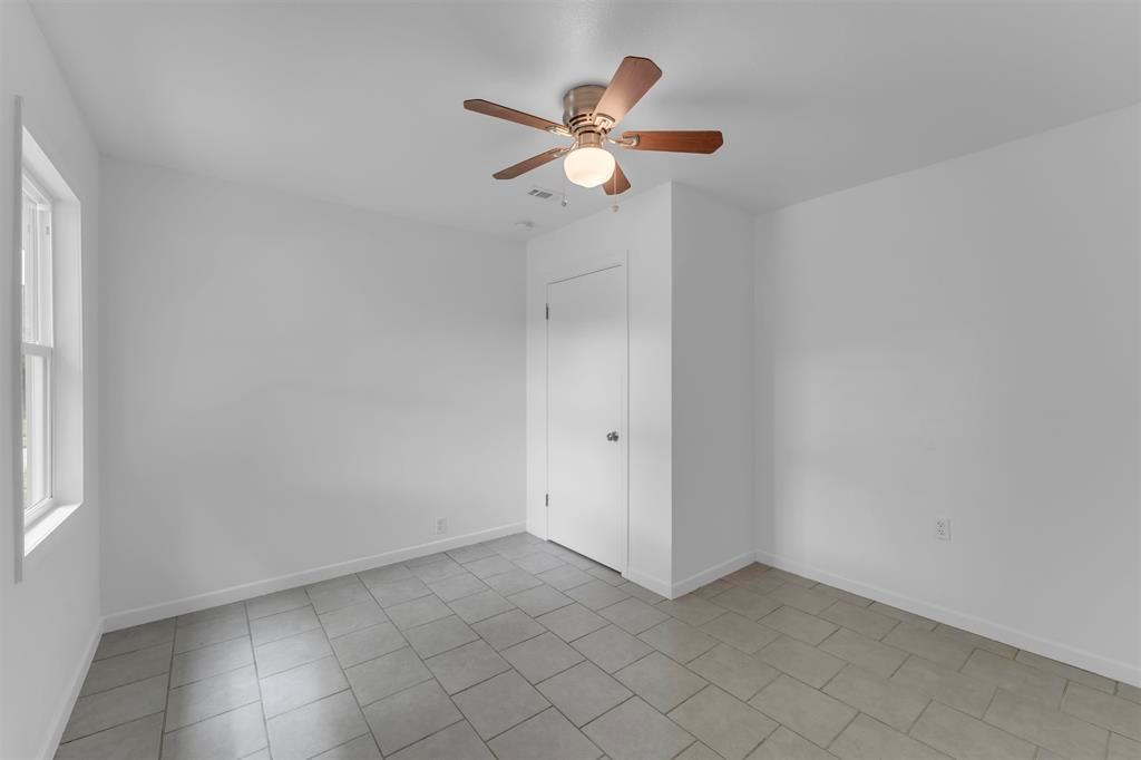 1002 S Pierce St, Burnet, TX 78611