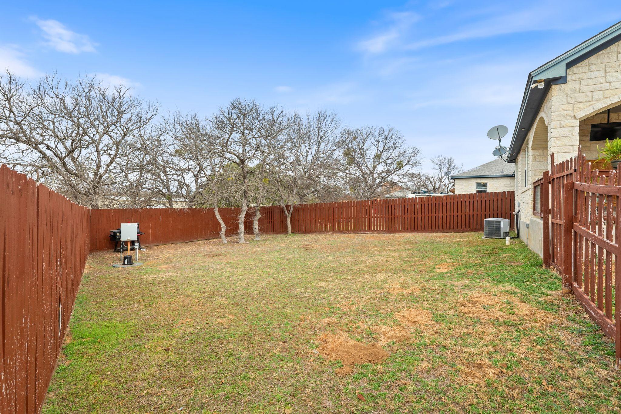 Kingsland, TX 78639