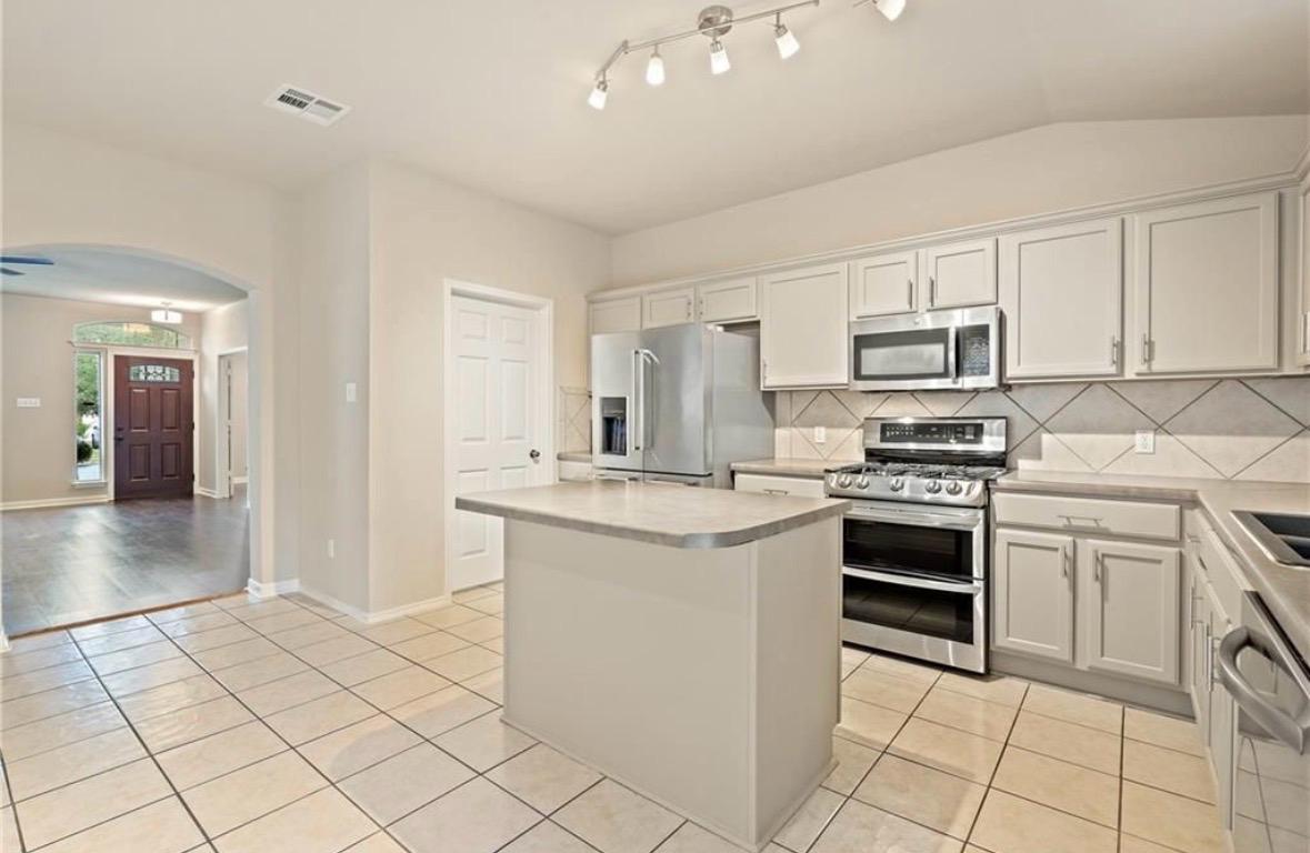 2605 Butler Way, Round Rock, TX 78665
