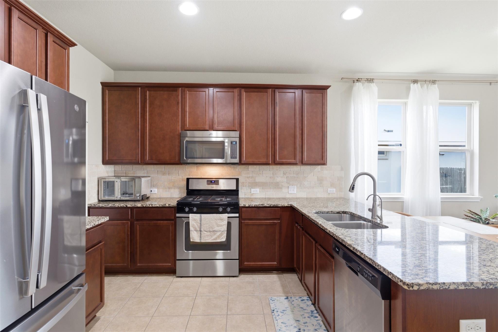 8104 Rosano St, Round Rock, TX 78665