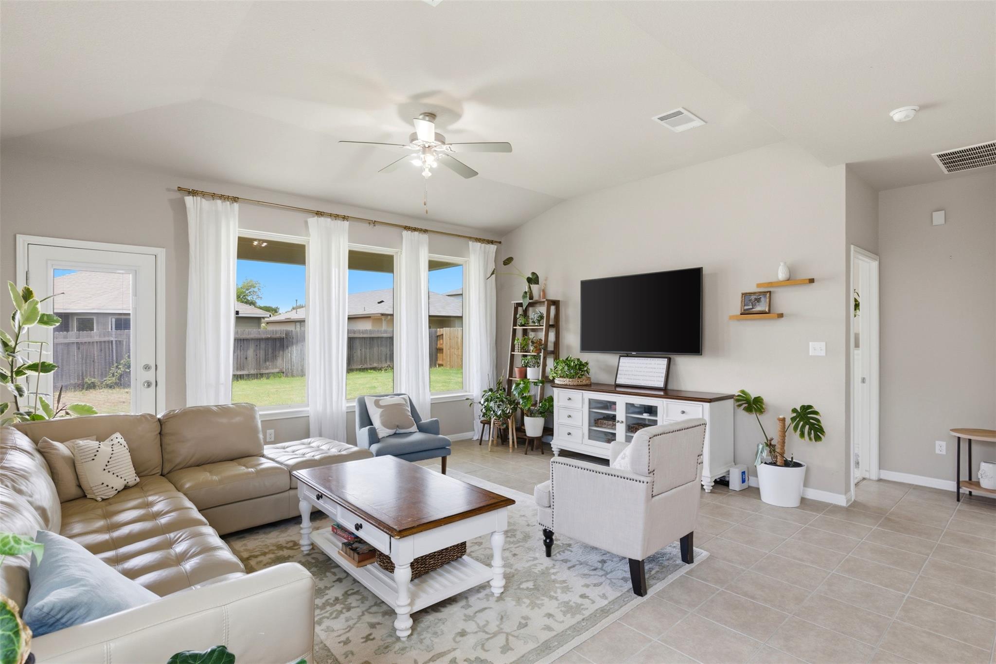 8104 Rosano St, Round Rock, TX 78665