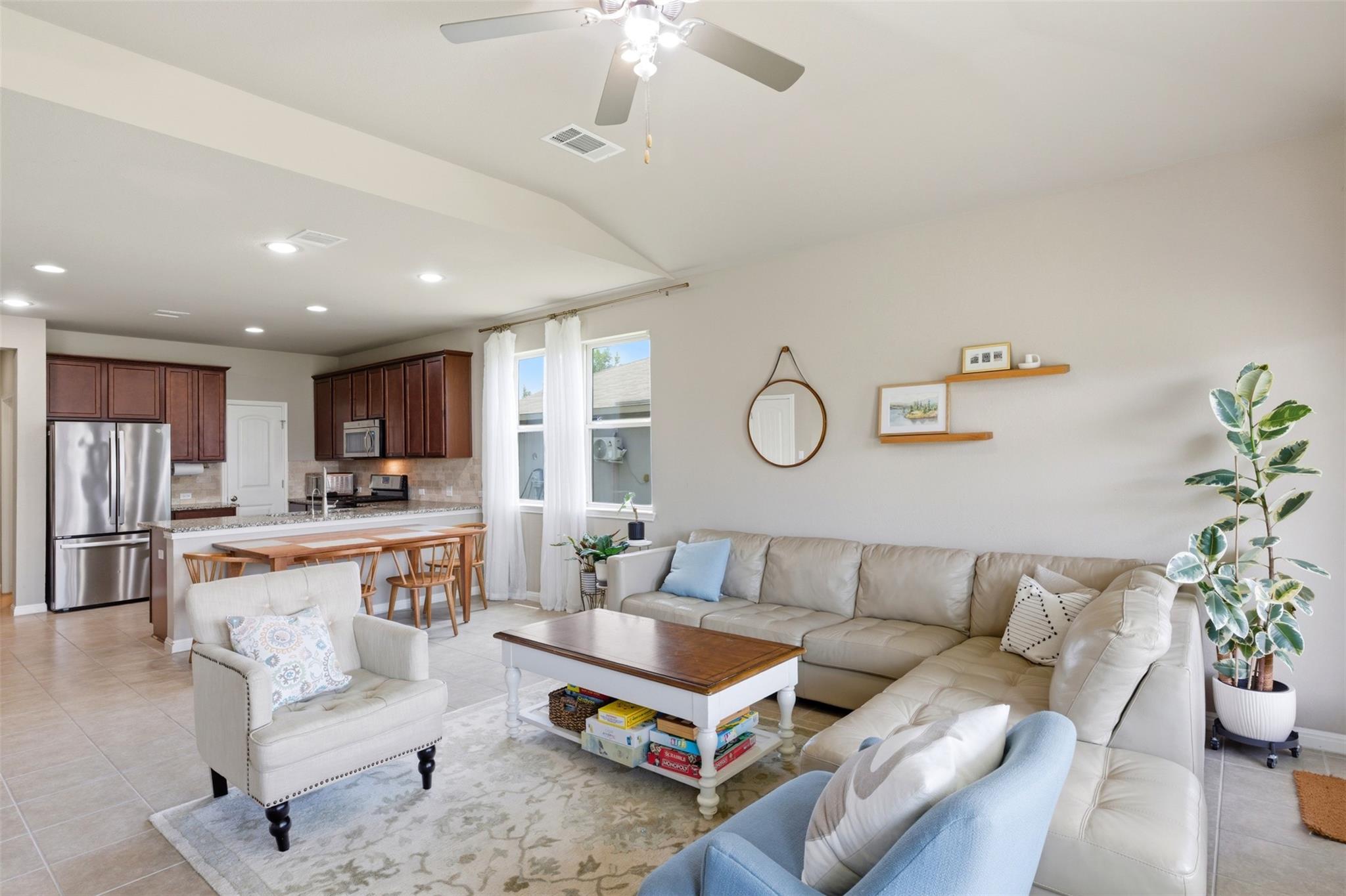 8104 Rosano St, Round Rock, TX 78665