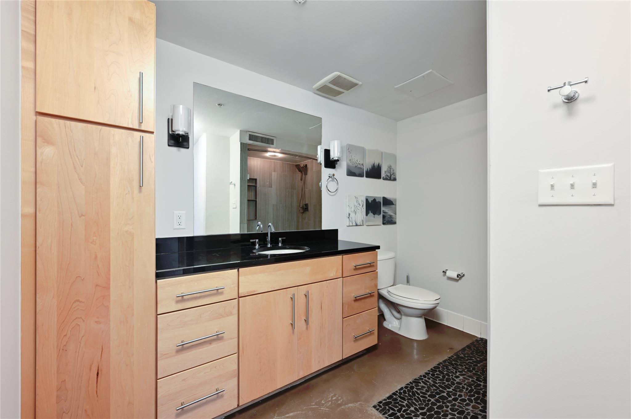 800 Brazos St # 1111, Austin, TX 78701