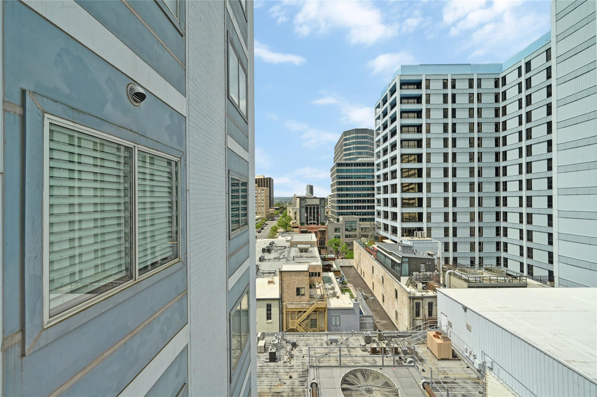 800 Brazos St # 1111, Austin, TX 78701