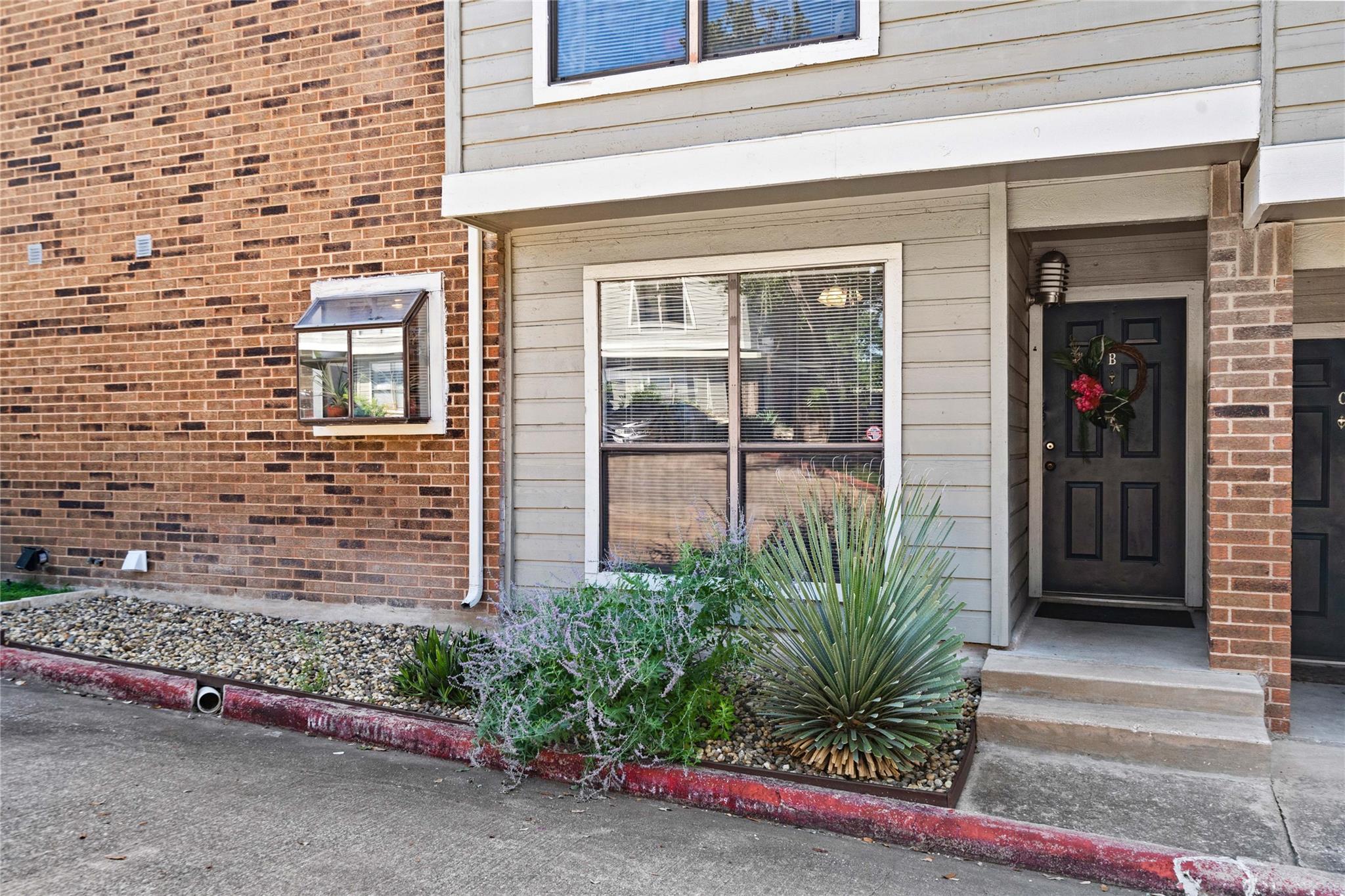 2018 W Rundberg Ln # 4B, Austin, TX 78758