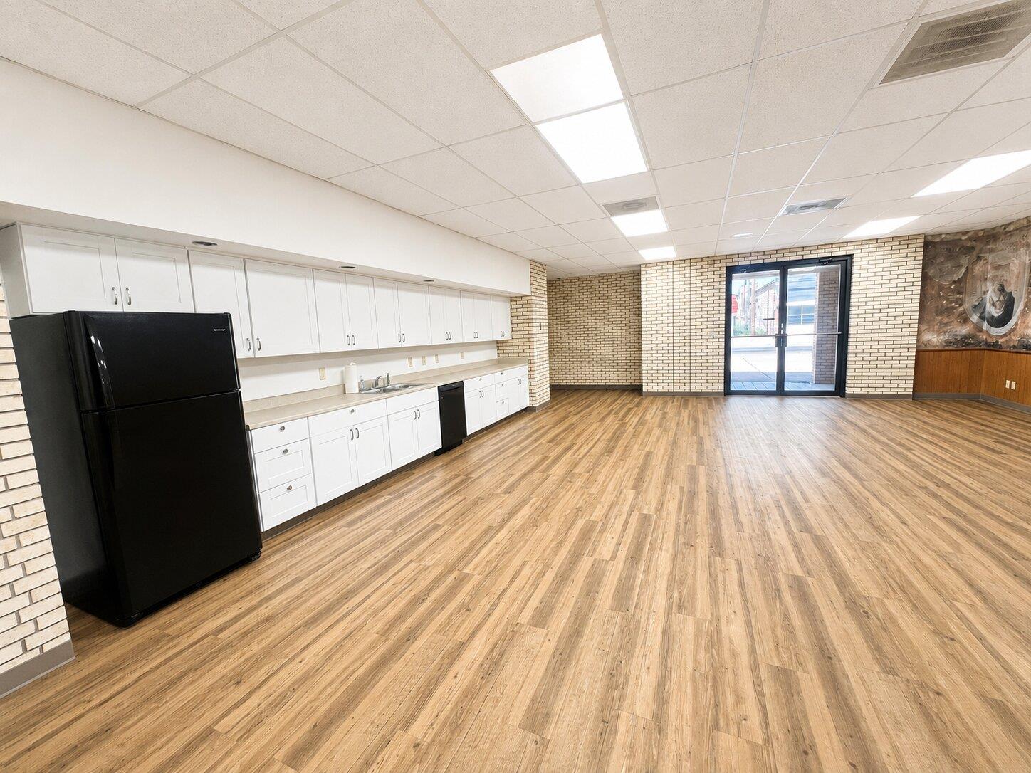 101 N 4TH St, Lometa, TX 76853