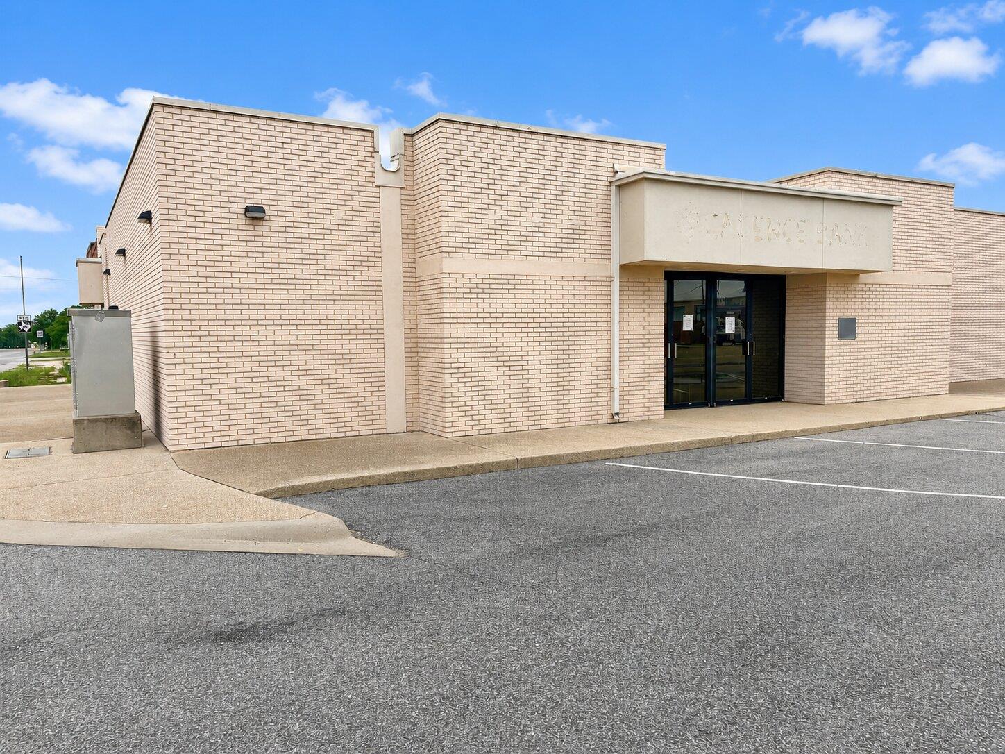 101 N 4TH St, Lometa, TX 76853