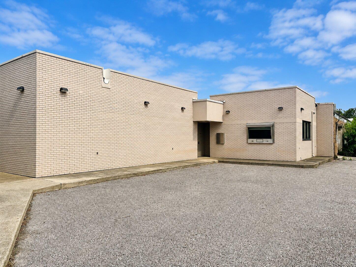 101 N 4TH St, Lometa, TX 76853