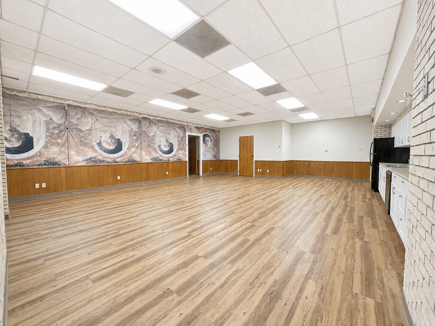 101 N 4TH St, Lometa, TX 76853