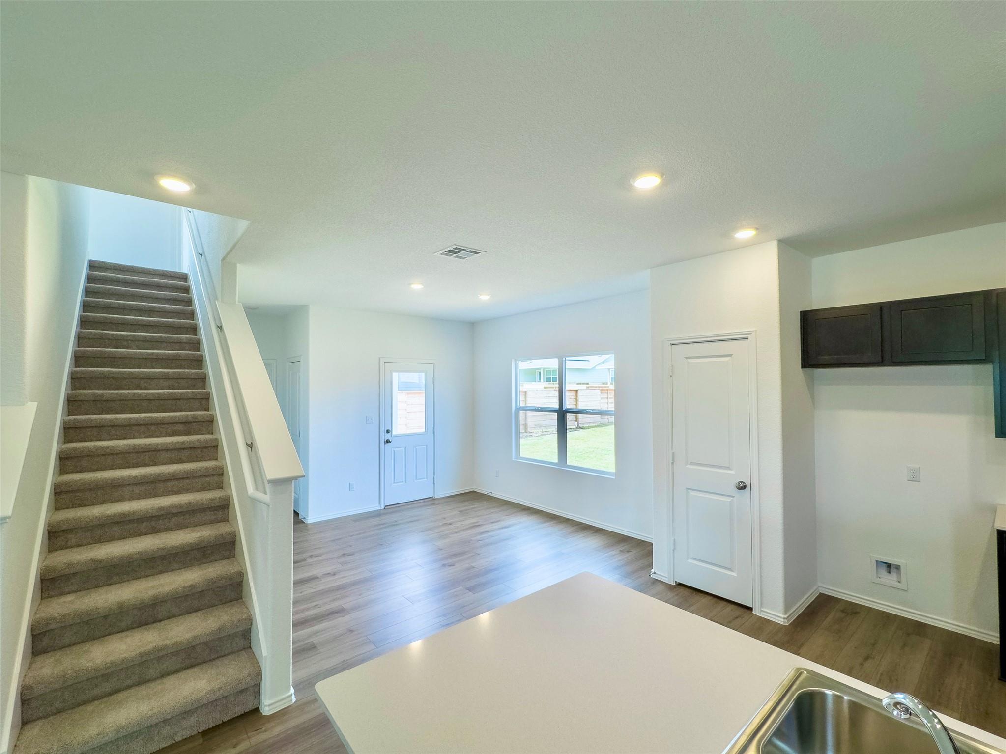 230 Milliner Loop, Hutto, TX 78634
