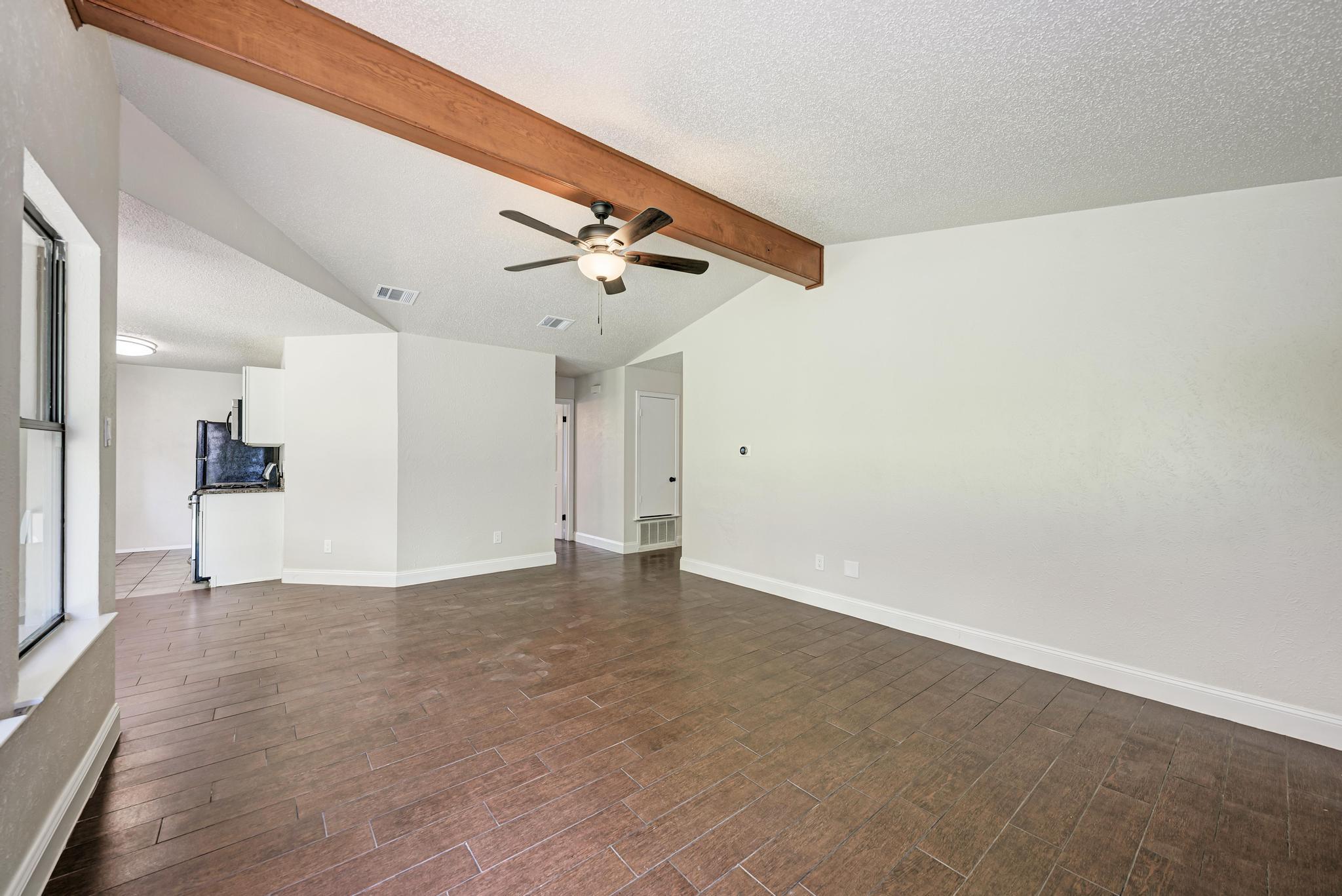 12108 CARNFORTH Dr, Austin, TX 78753