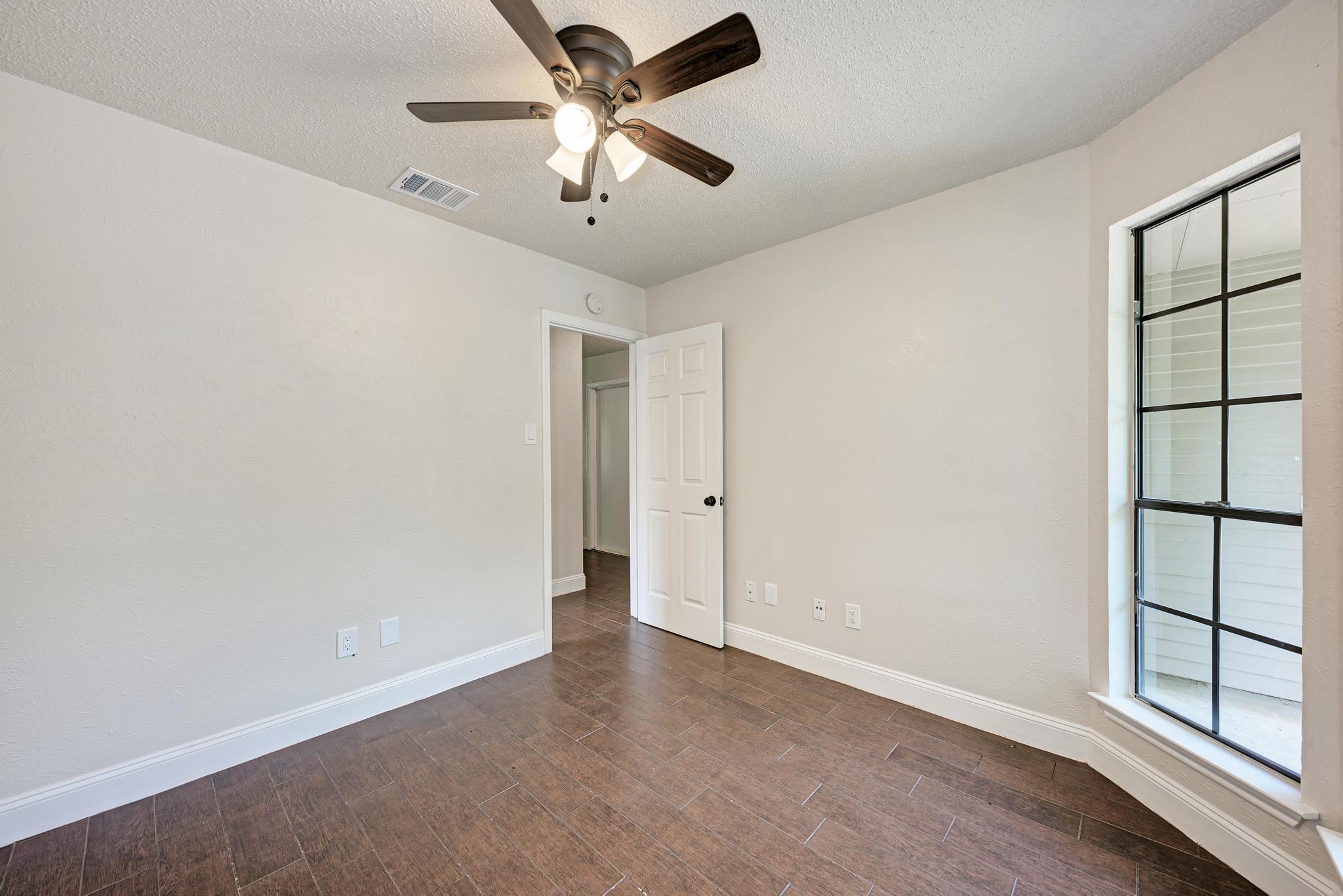 12108 CARNFORTH Dr, Austin, TX 78753