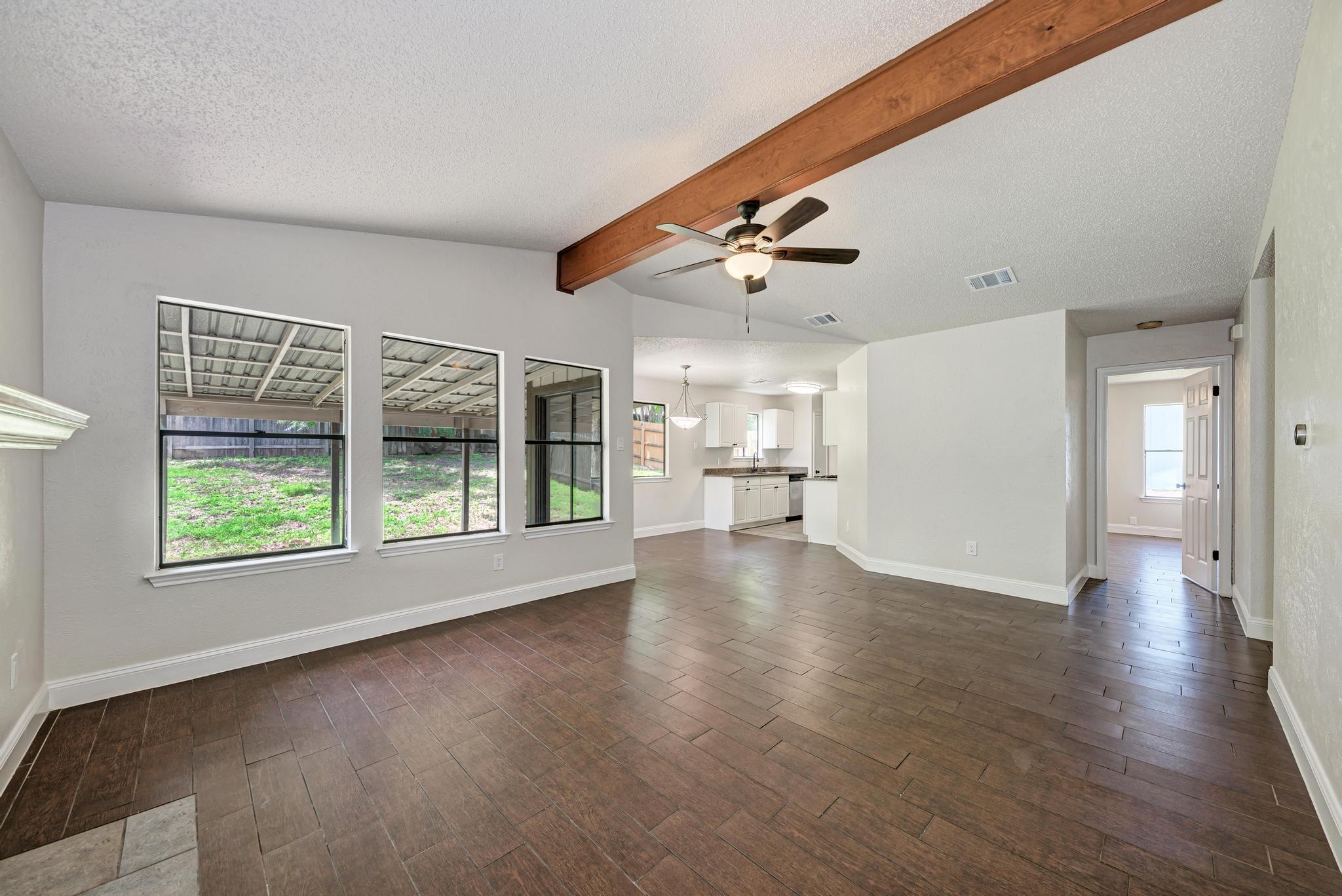 12108 CARNFORTH Dr, Austin, TX 78753