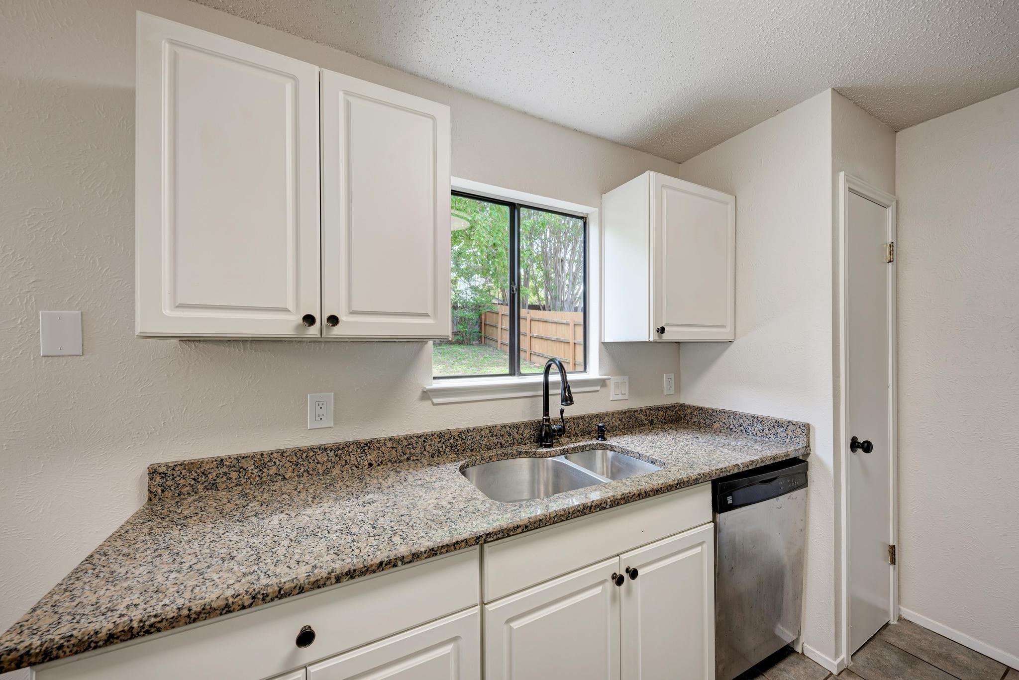 12108 CARNFORTH Dr, Austin, TX 78753