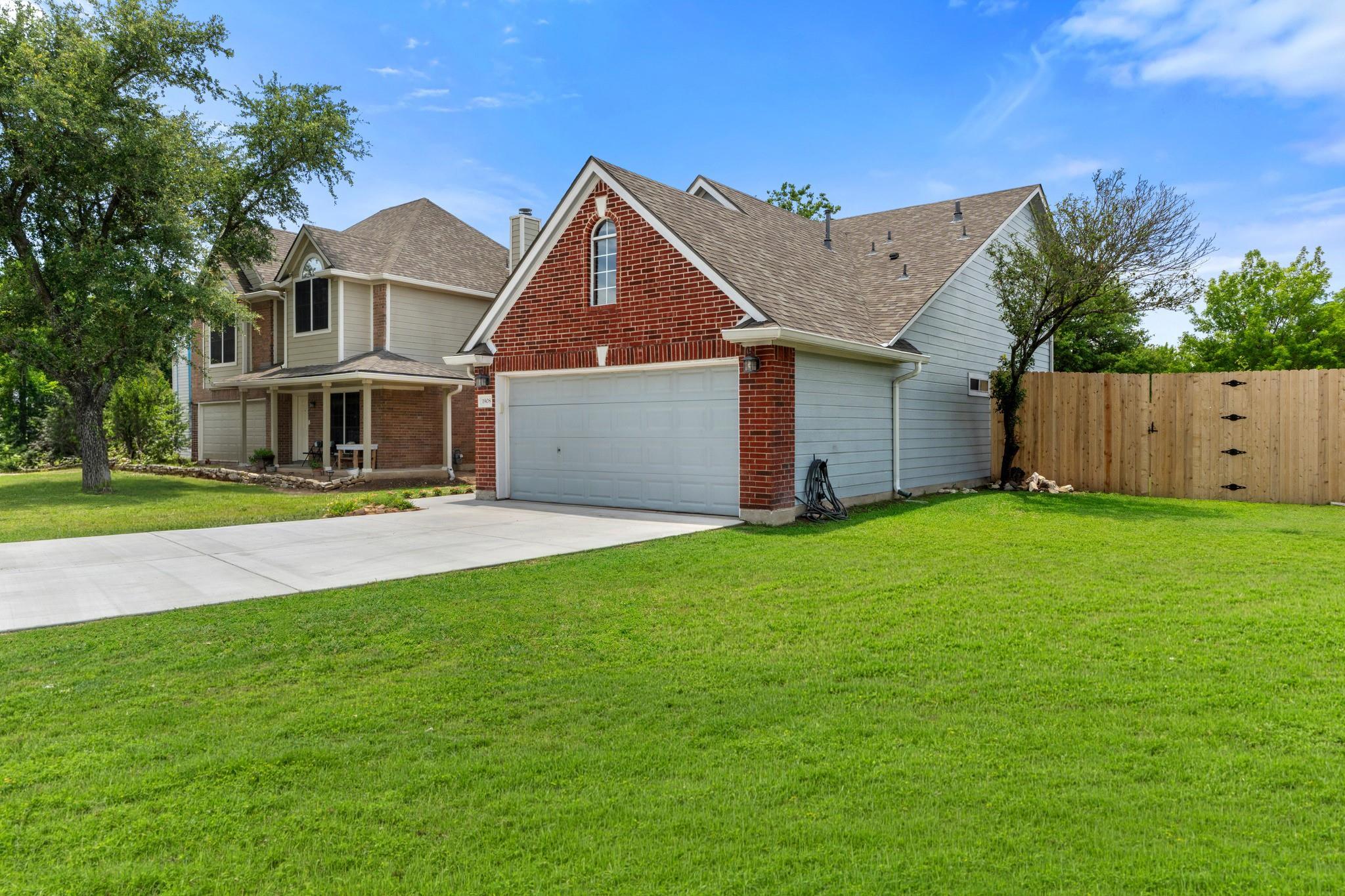 1908 Windy Park Dr, Round Rock, TX 78664