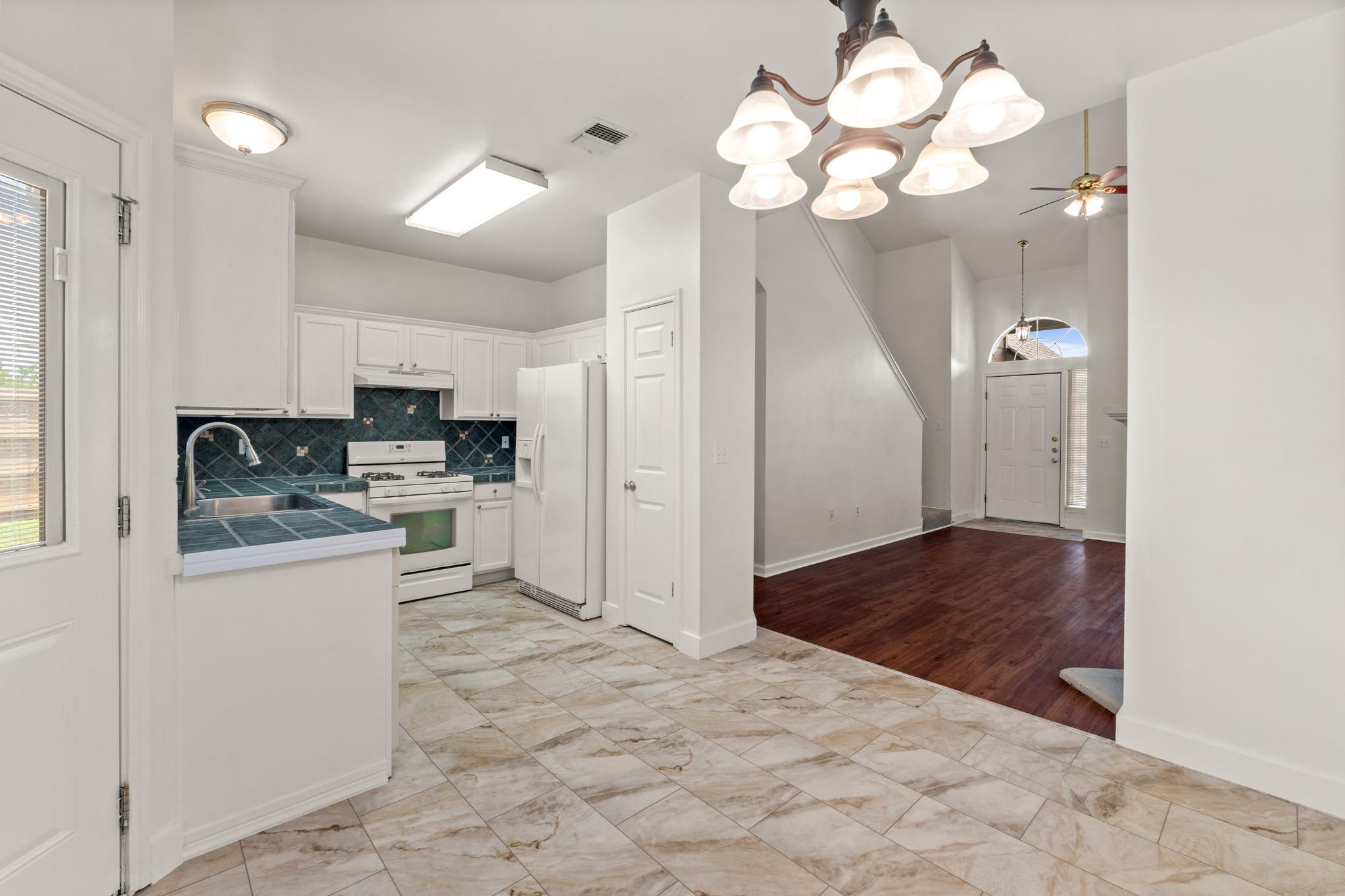 1908 Windy Park Dr, Round Rock, TX 78664
