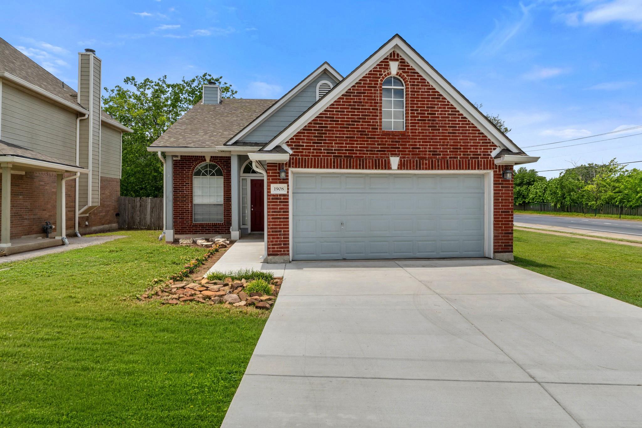1908 Windy Park Dr, Round Rock, TX 78664