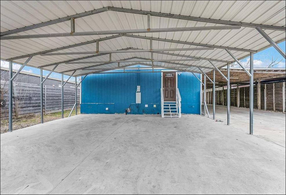 652 Stag Horn Pass, Kyle, TX 78640